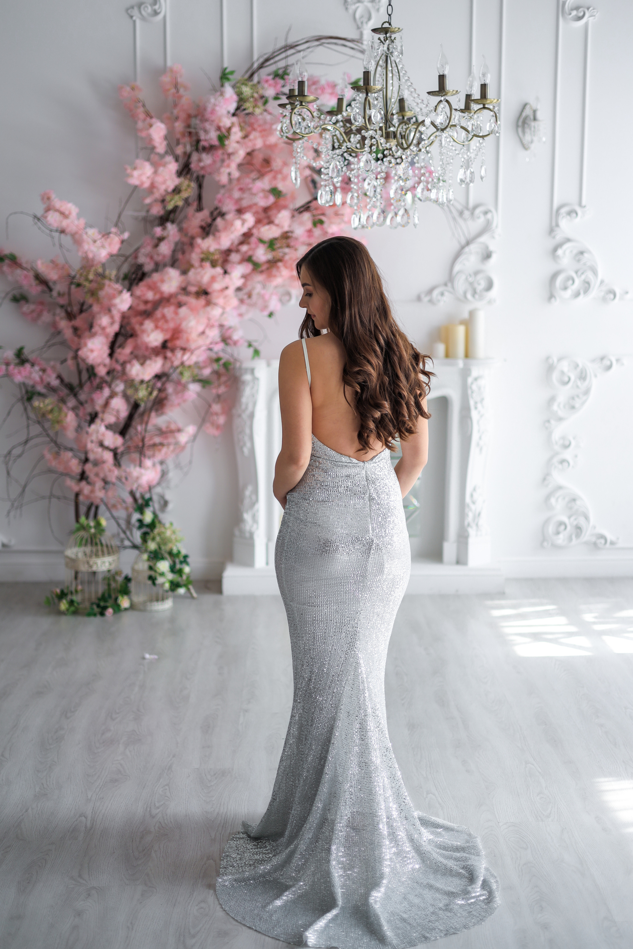 Серебристая рыбка в паетках на прокат в Казани. Профессиональный Фотограф в Казани Яна Забелина