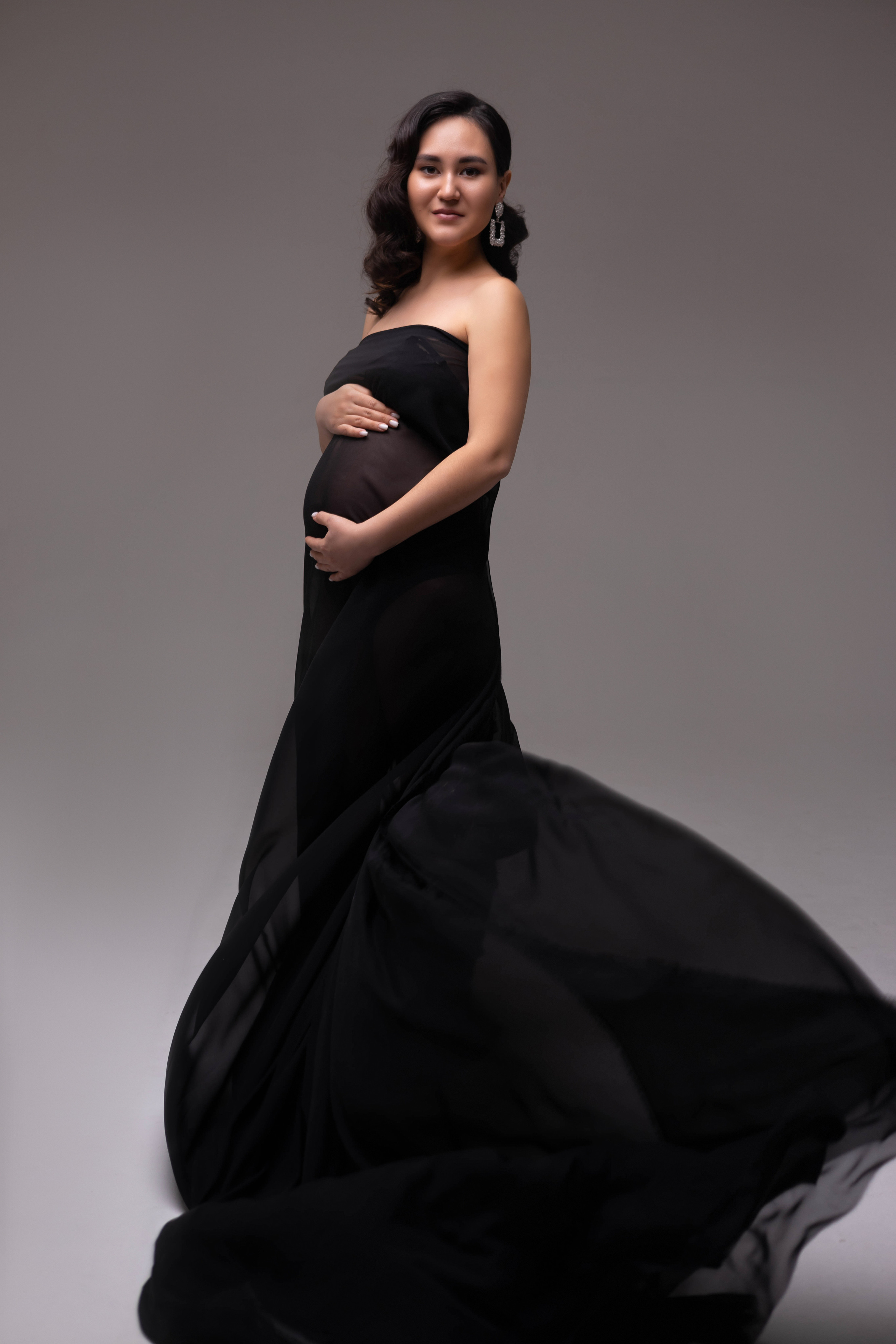 Черная ткань на прокат в Казани. Профессиональный Фотограф в Казани Яна Забелина