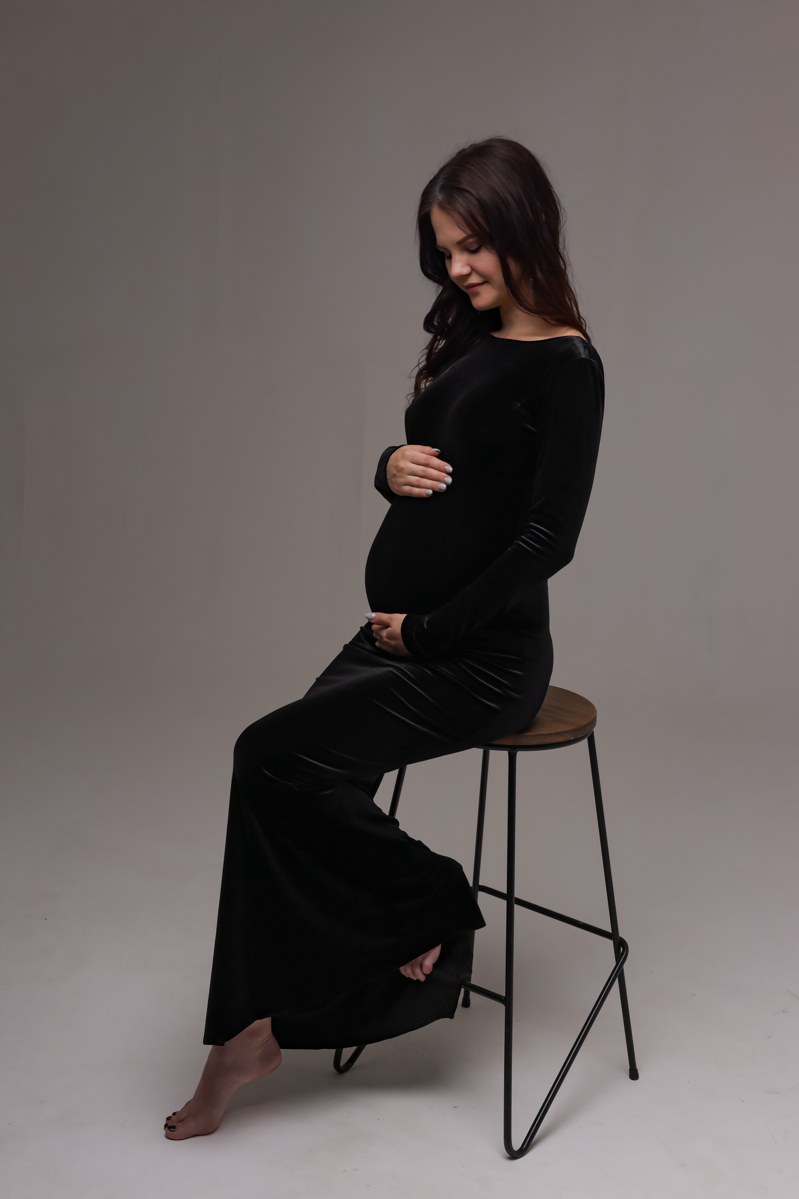 Черное бархатное платье на прокат в Казани. Профессиональный Фотограф в Казани Яна Забелина