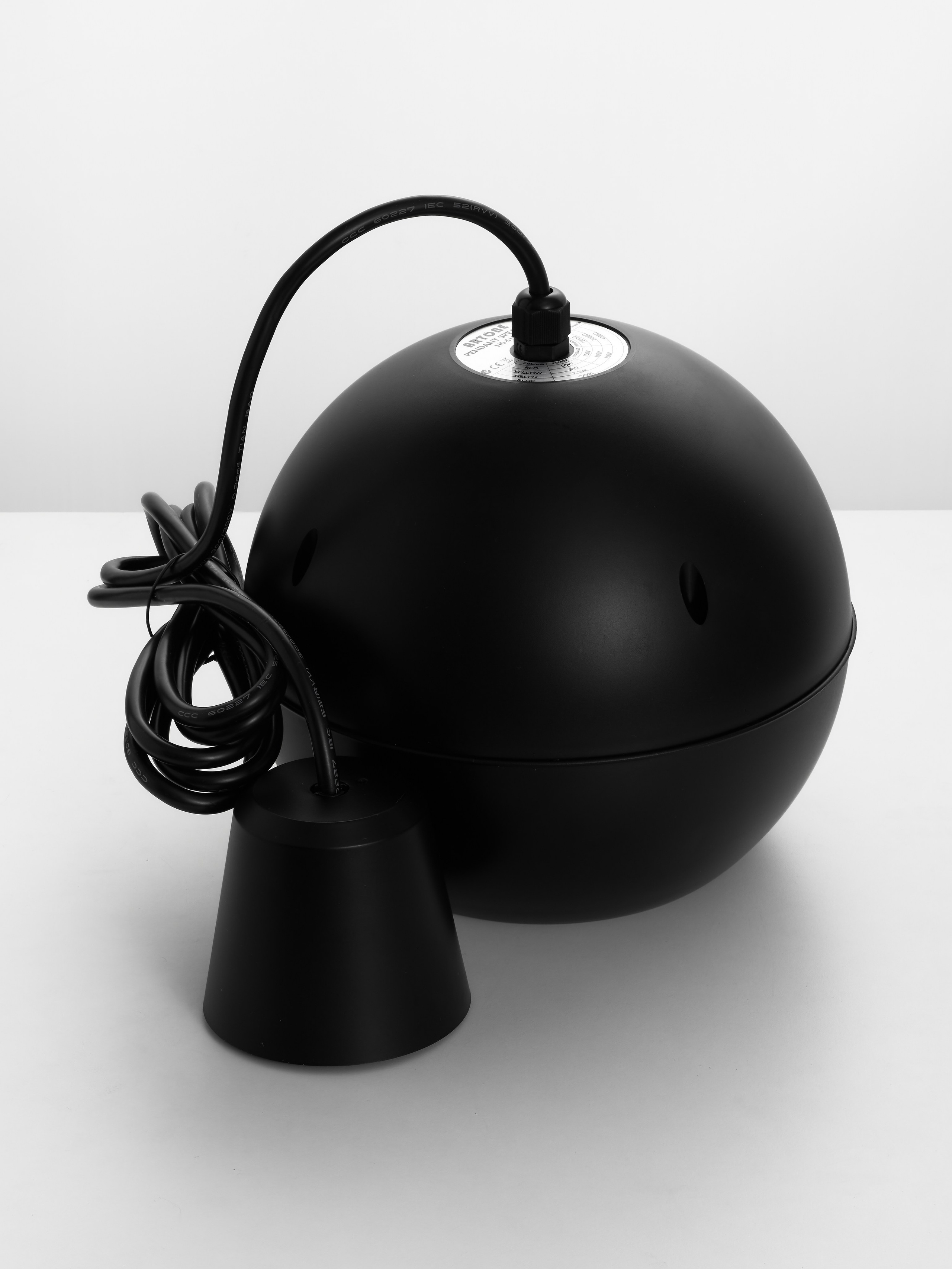 Техника. Предметная фотосъемка в Алматы. Предметный фотограф для маркетплейстов Артур Ахмадиев