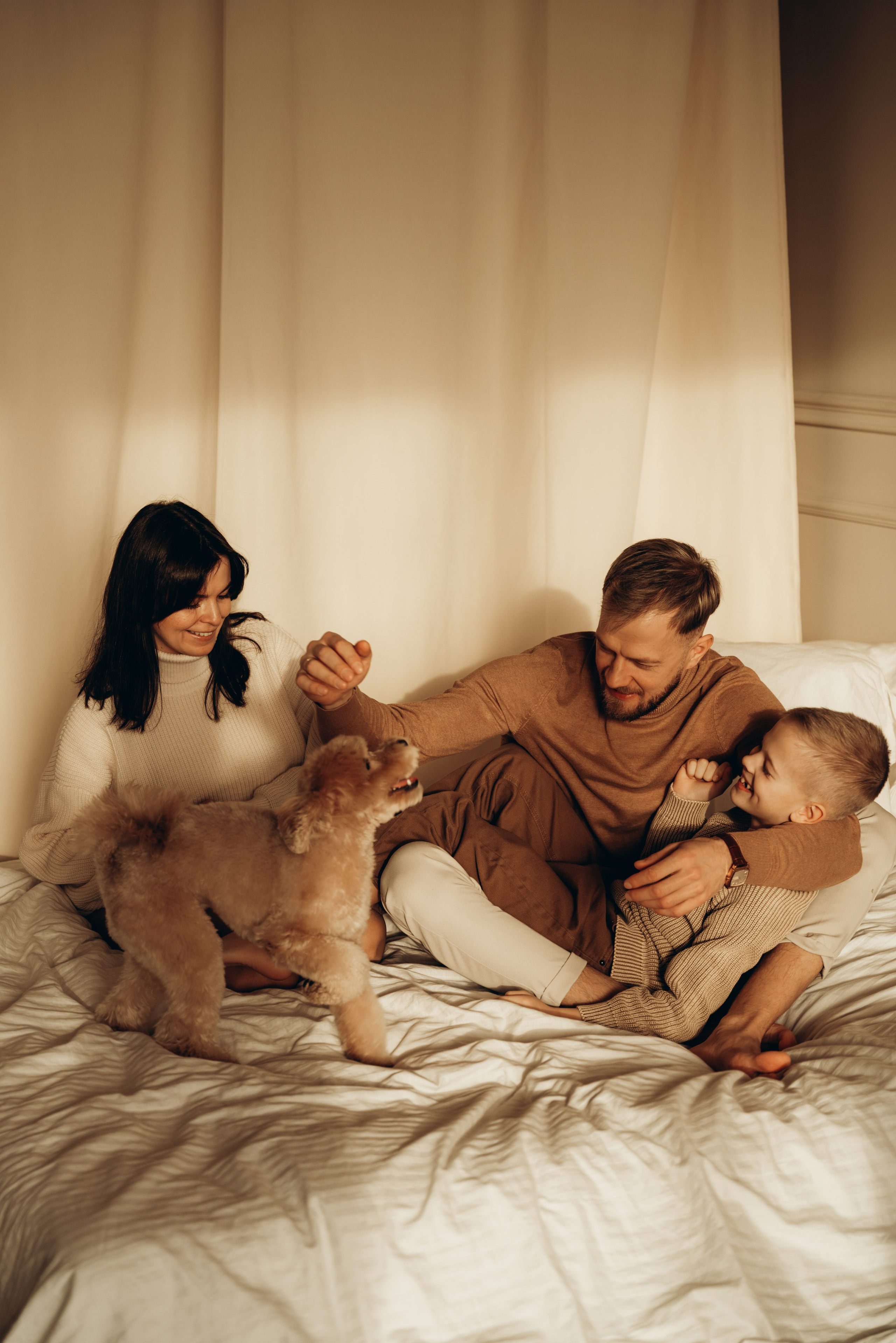 Анна, Евгений, Марк и Тоффи. Фотограф Мария Миллс | Минск