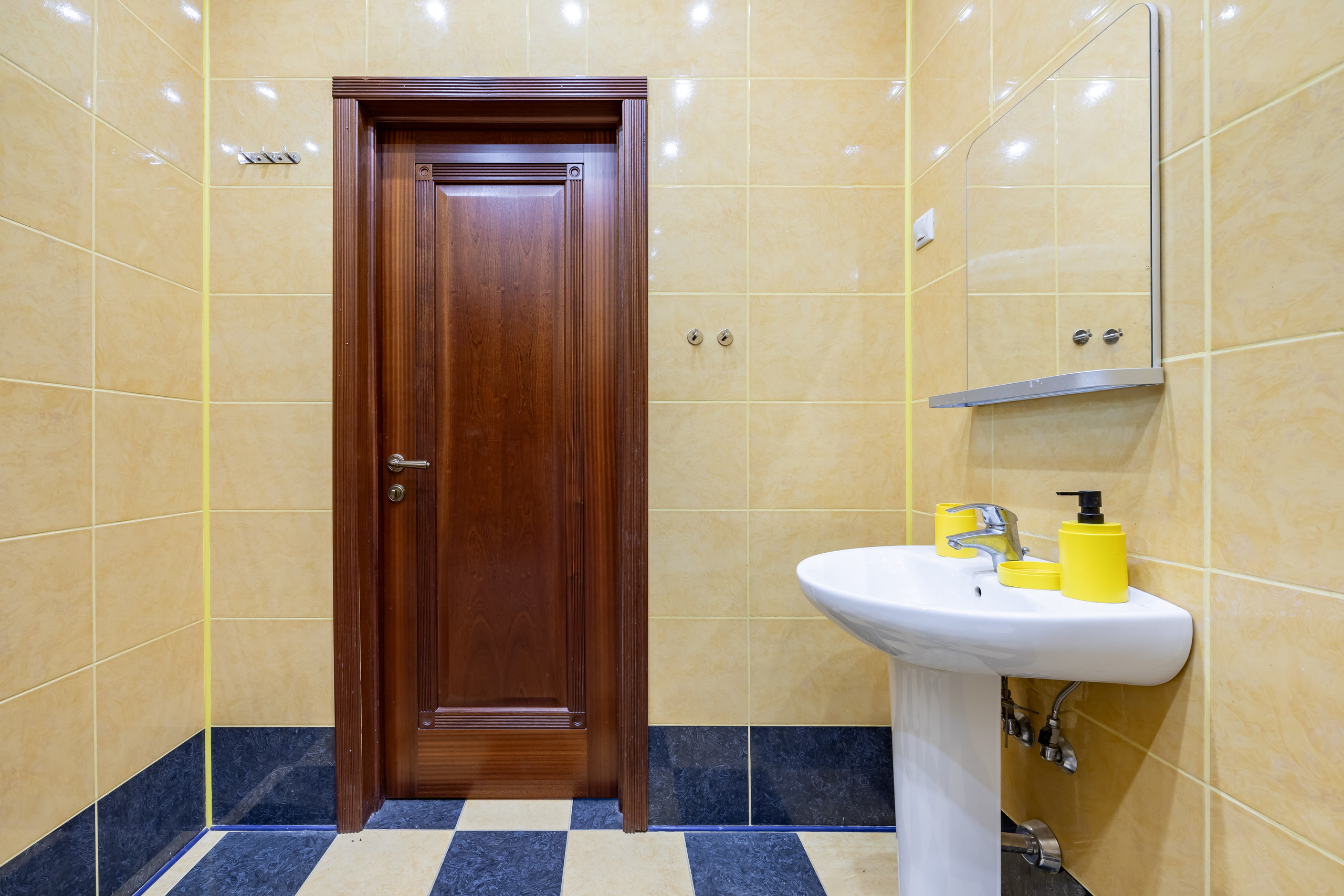 Дом для продажи в СНТ «Исток». Интерьерный фотограф в Москве Сергей Чекмезов