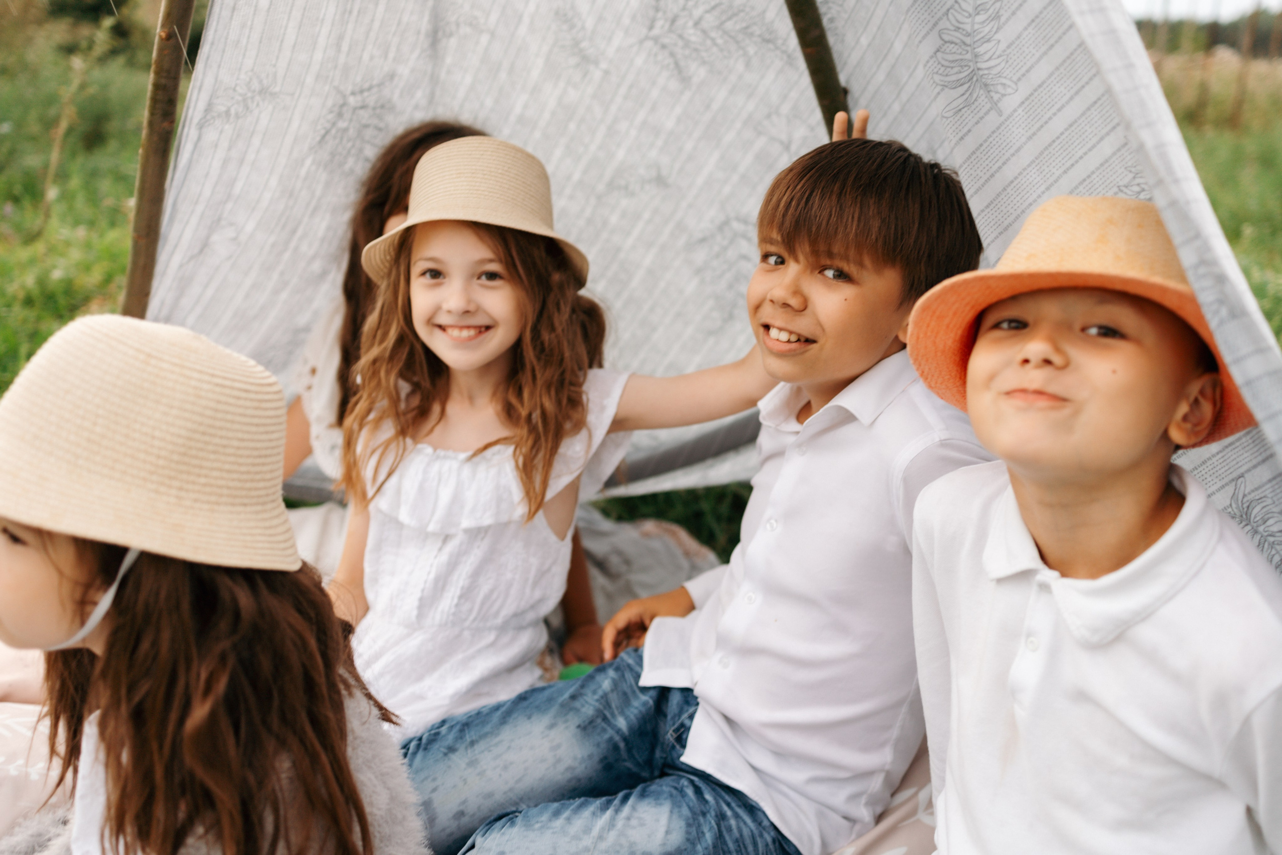 Чаепитие под тучками. Ваш фотограф