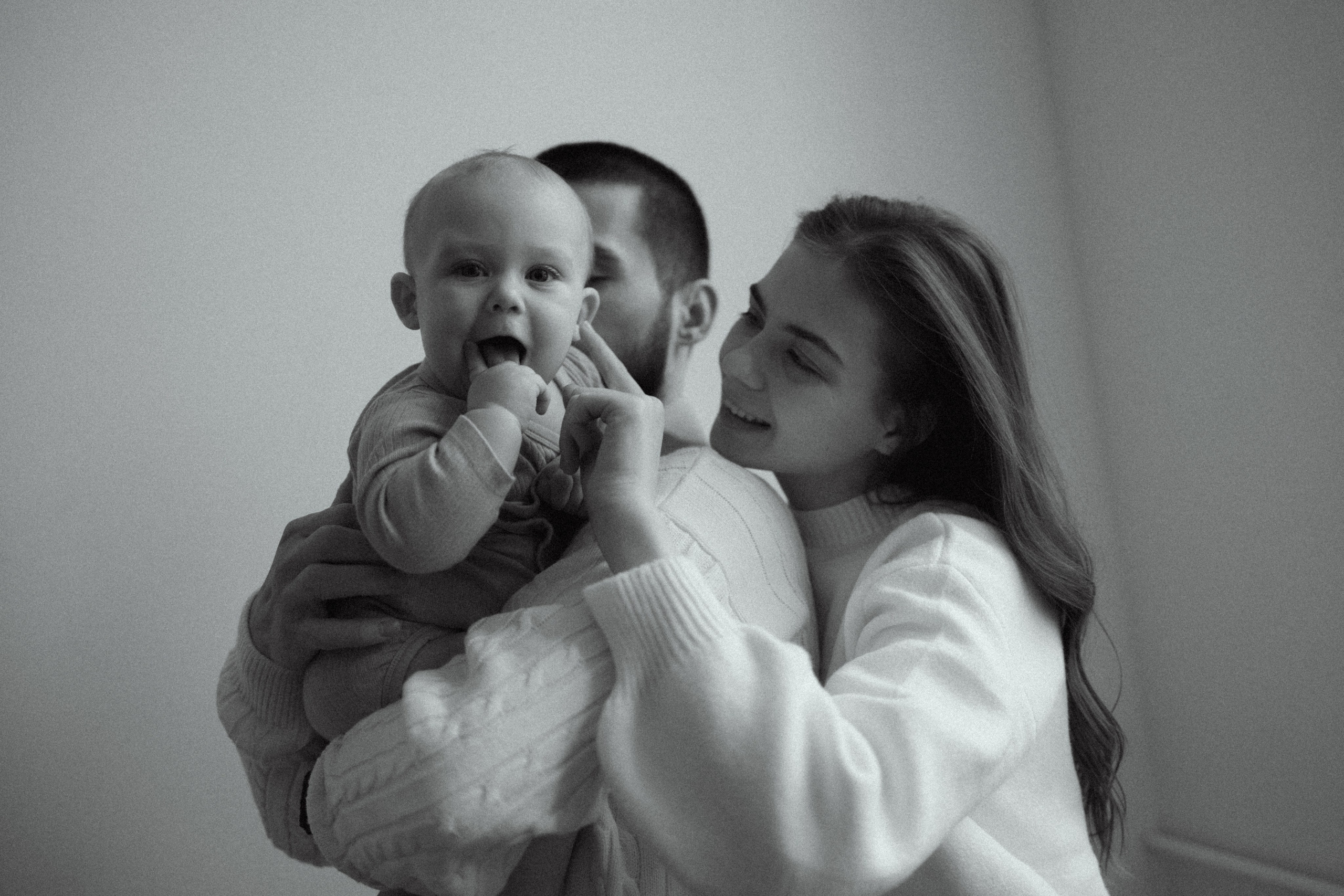 Семейная фотосессия в студии. Семейный фотограф Москва Юлиана Фетисова