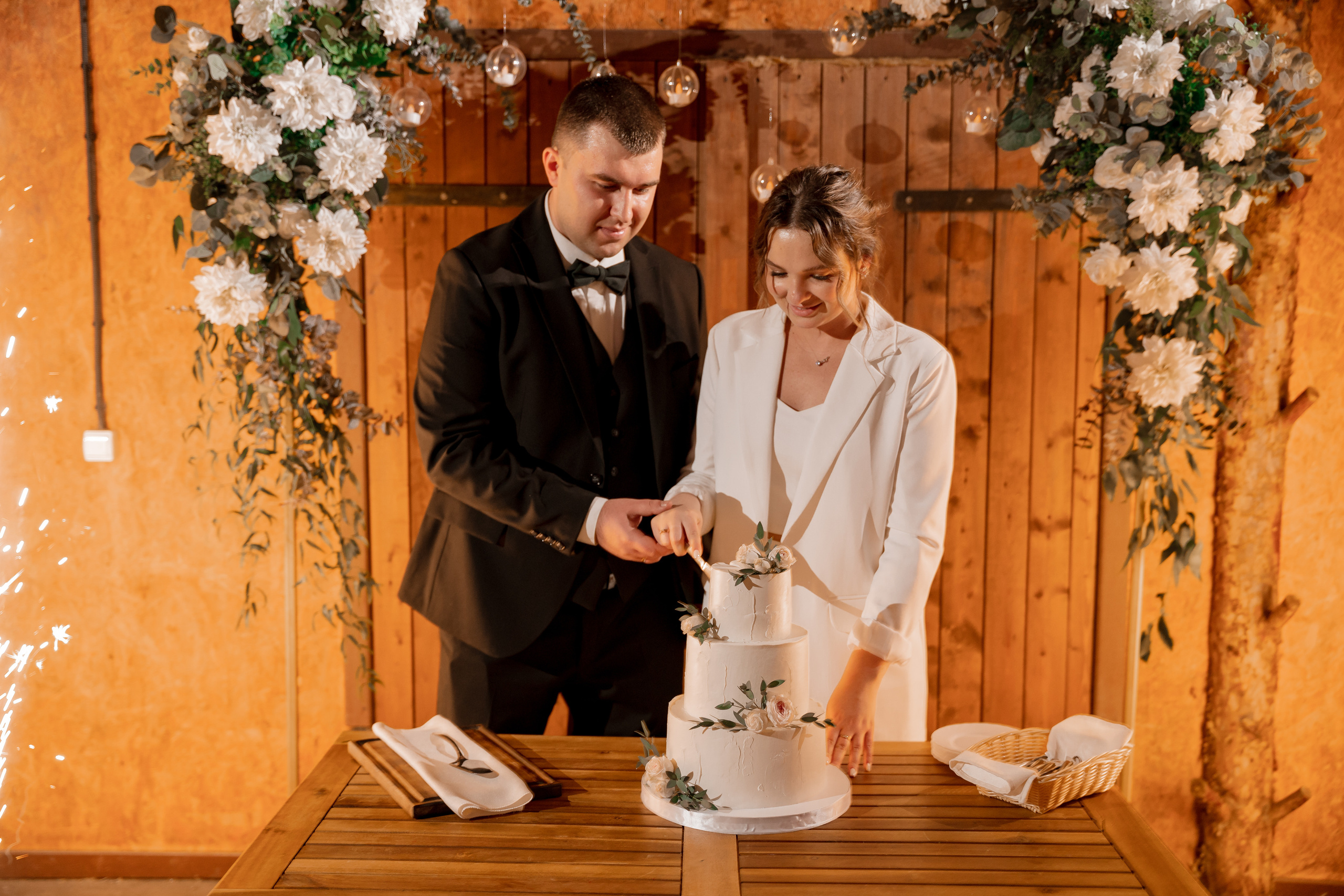 Свадебная фотосессия на базе отдыха Лесная купель в Архангельске