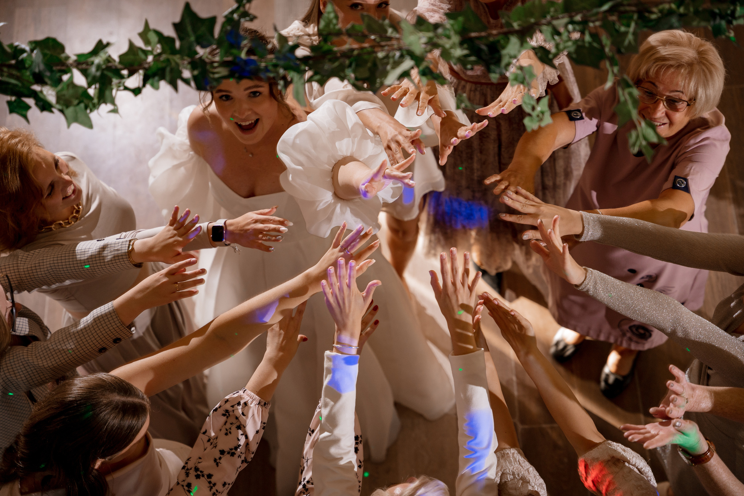 Свадебная фотосессия на базе отдыха Лесная купель в Архангельске