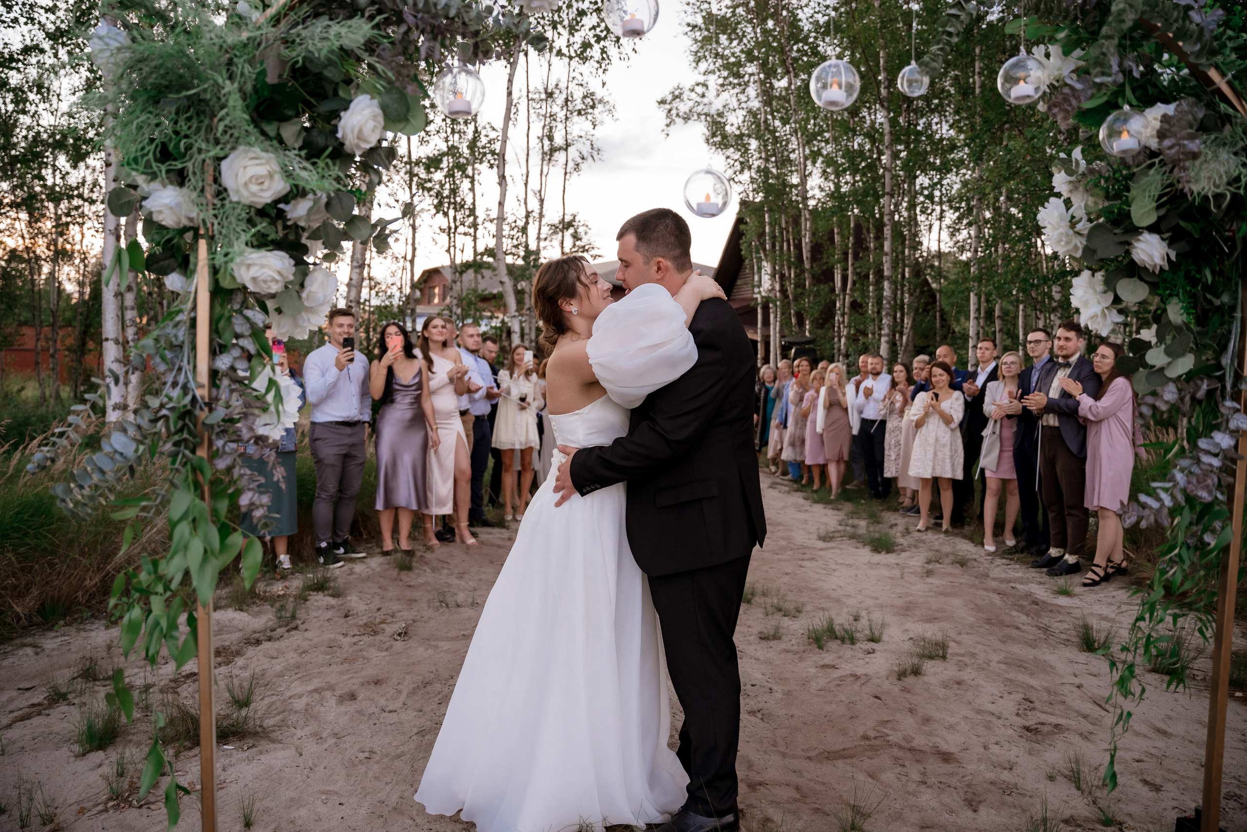 Свадебная фотосессия на базе отдыха Лесная купель в Архангельске