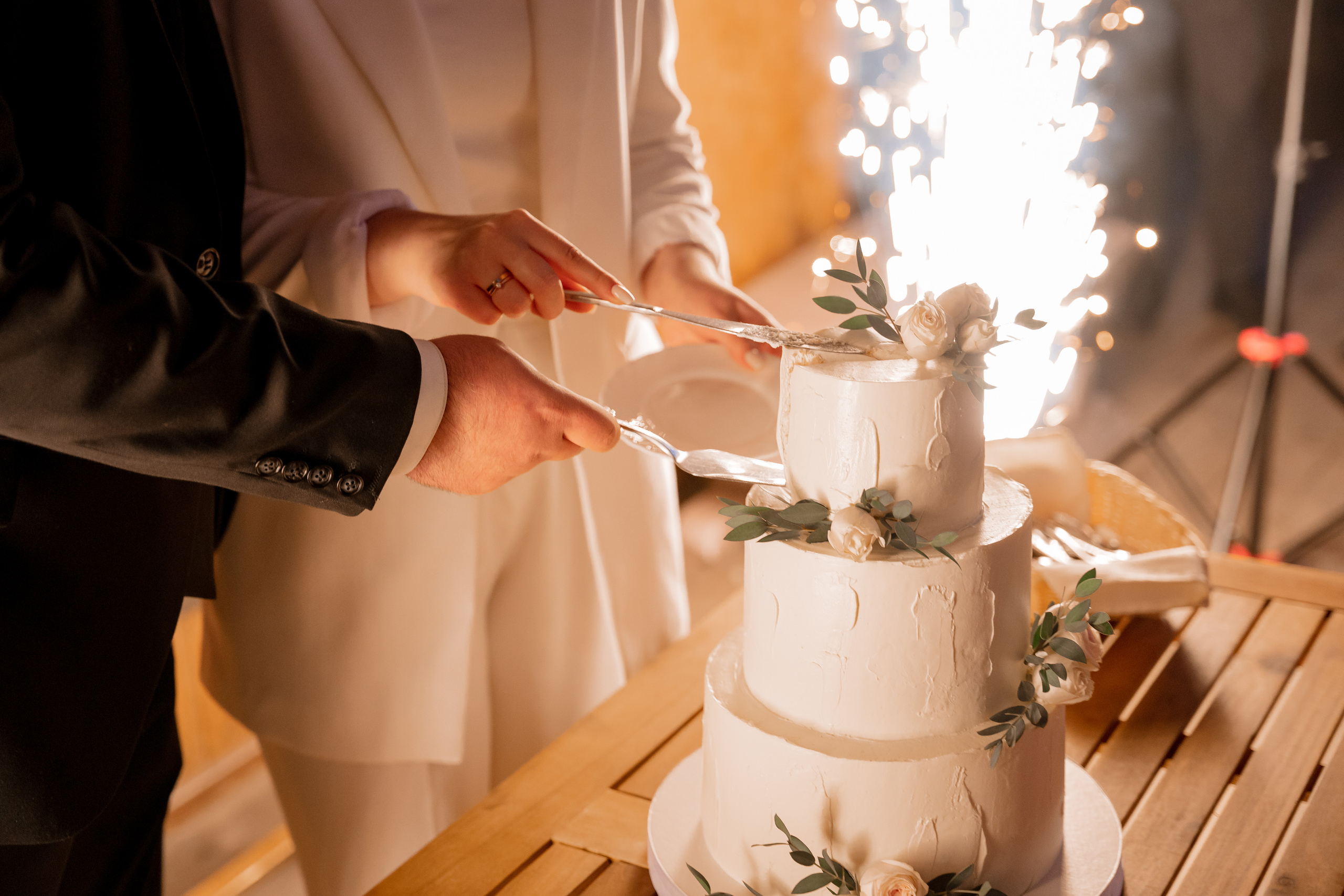Свадебная фотосессия на базе отдыха Лесная купель в Архангельске