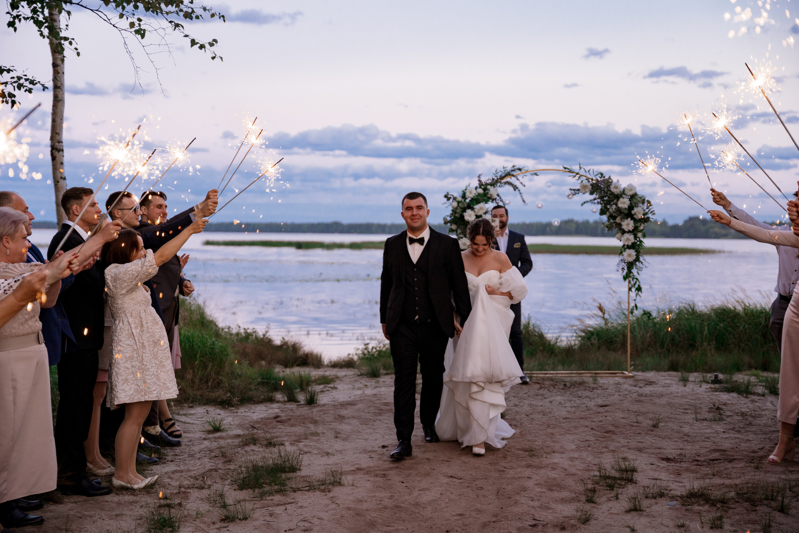 Свадебная фотосессия на базе отдыха Лесная купель в Архангельске