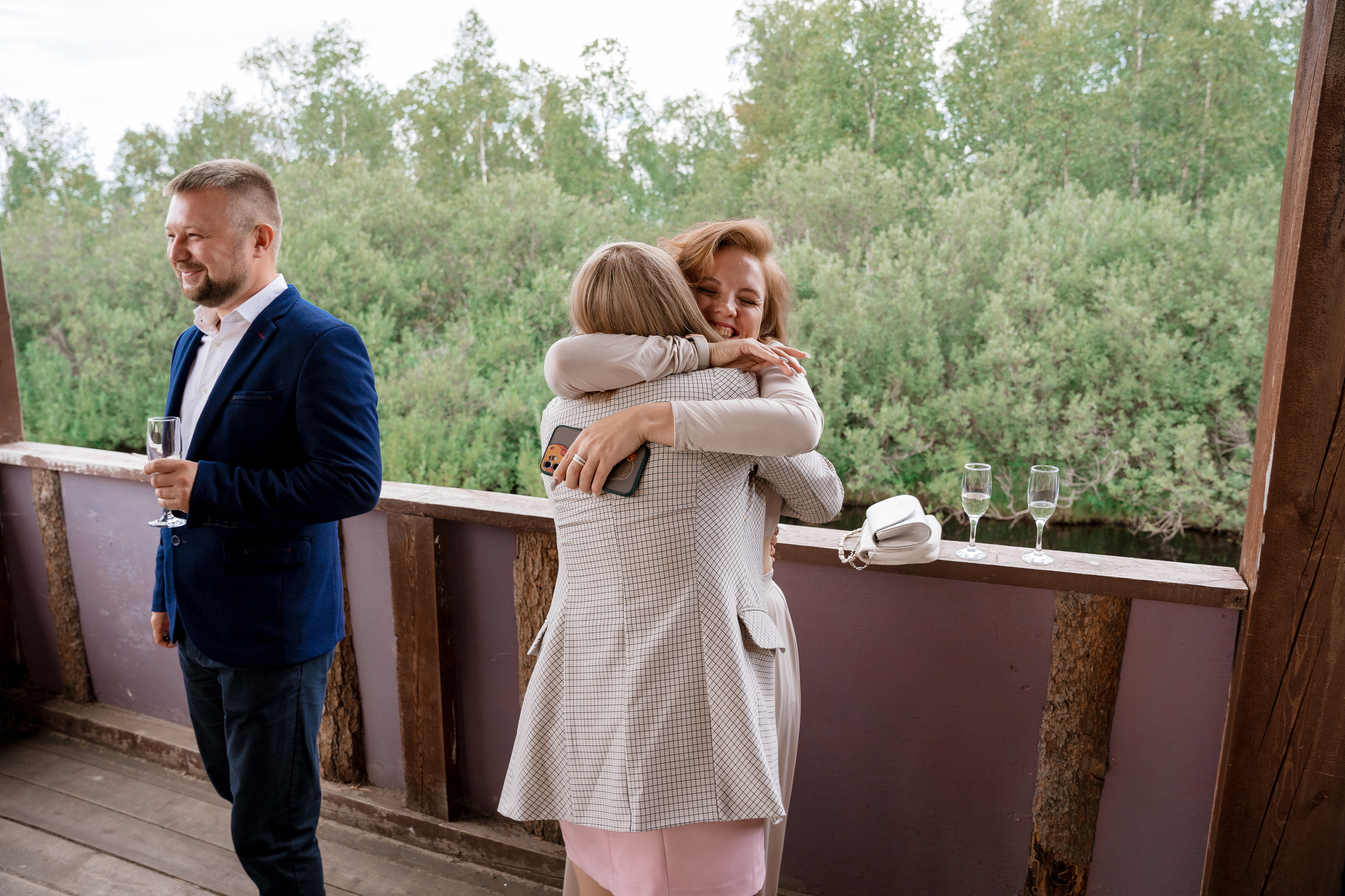 Свадебная фотосессия на базе отдыха Лесная купель в Архангельске