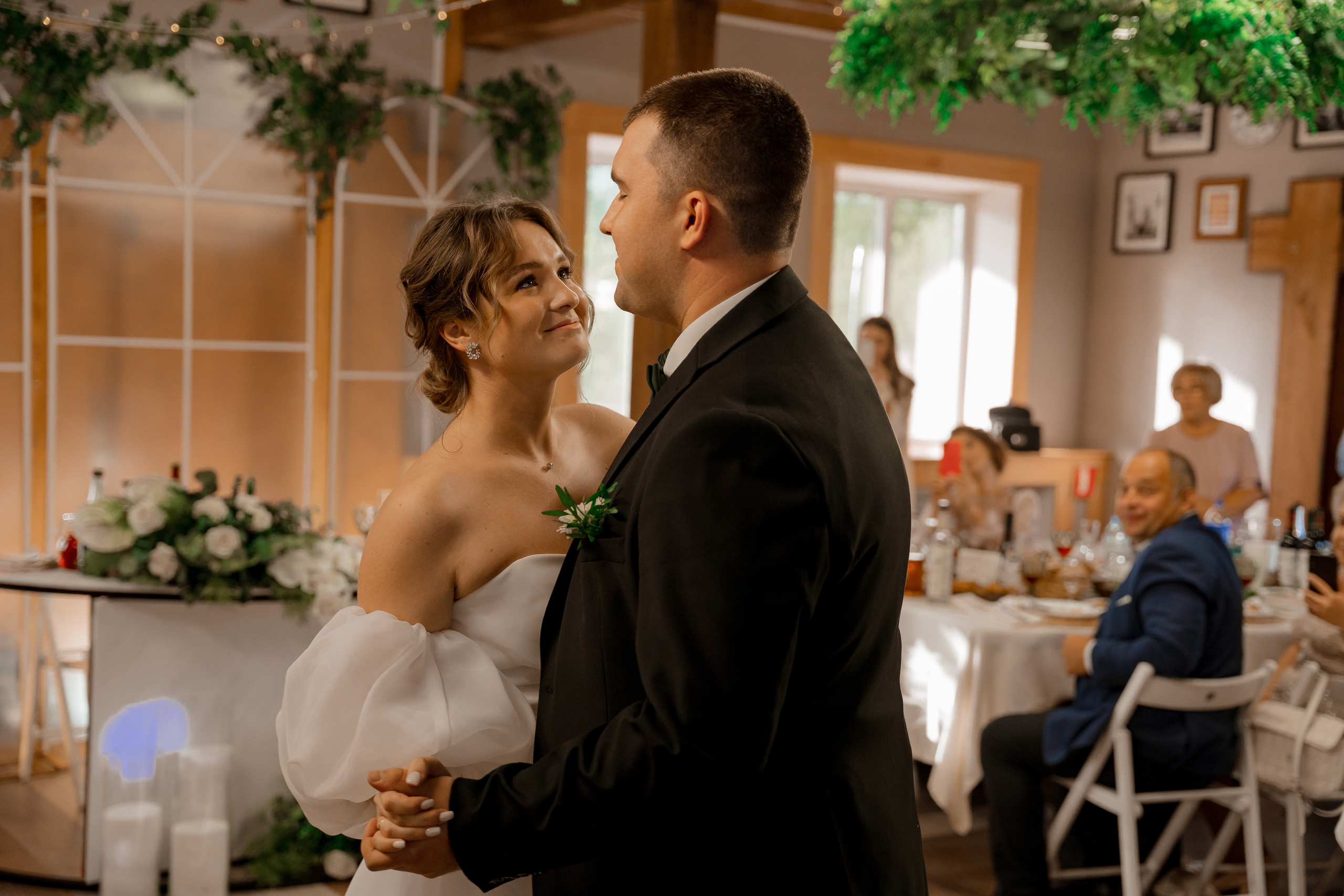 Свадебная фотосессия на базе отдыха Лесная купель в Архангельске