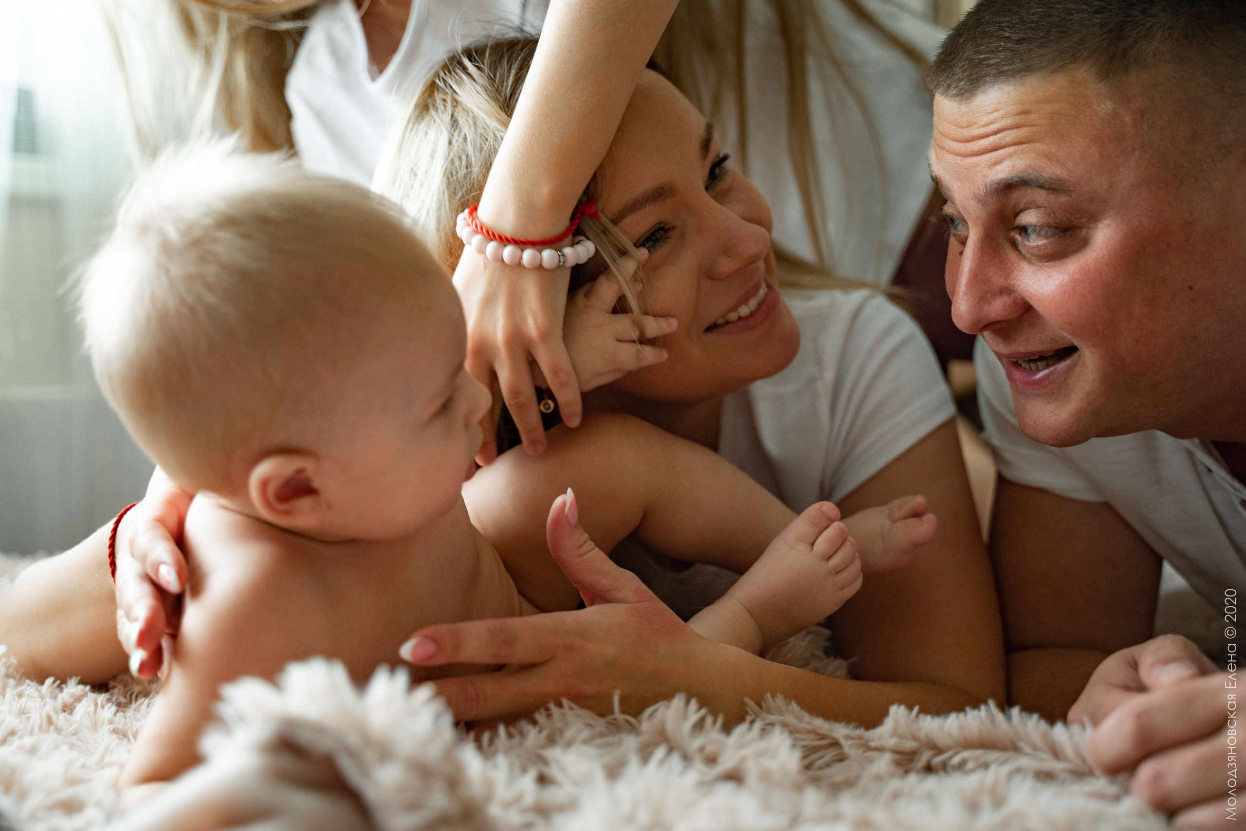 Домашний фотограф г. Магнитогорск. Семейный и свадебный фотограф Молодзяновская Елена