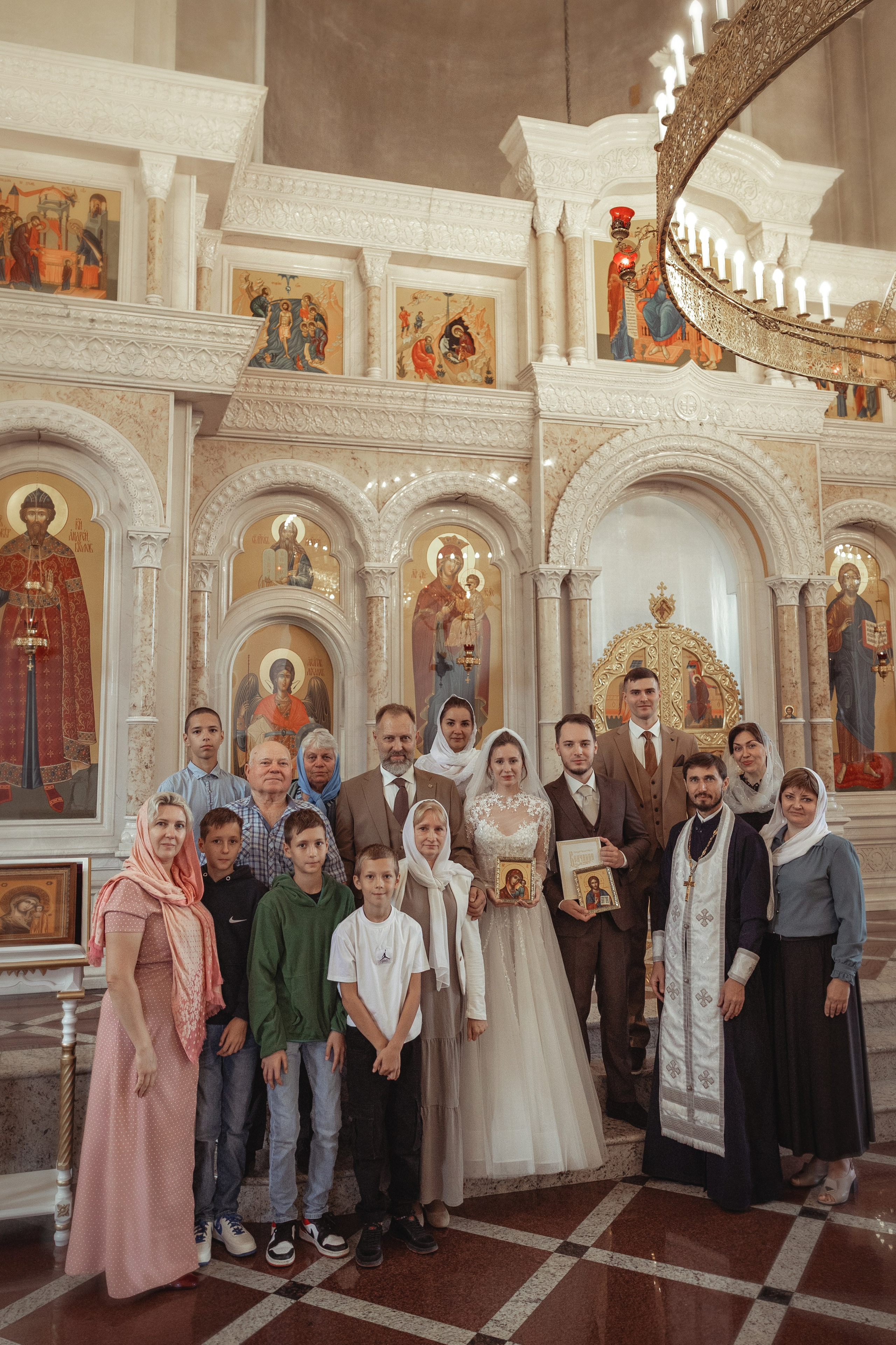 Таинство Венчания Игоря и Ксении. Храм Александра Невского. Славянск-на-Кубани. Фотограф на Крещение и Венчание Краснодарский край — Гранкина Юлия