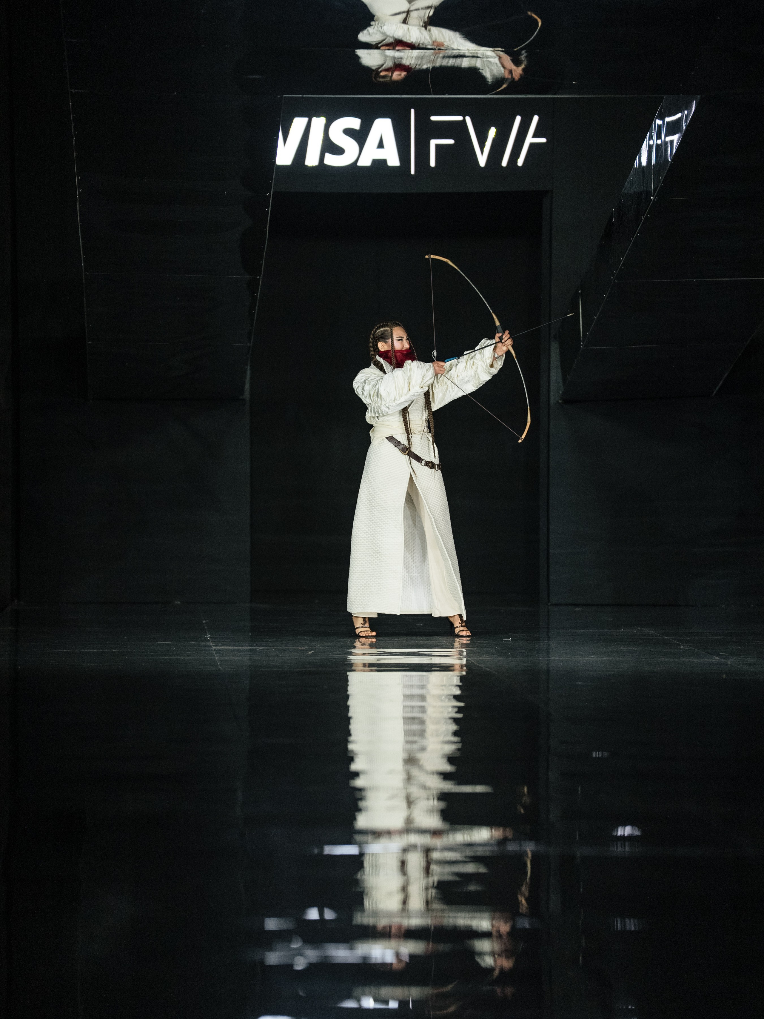Visa Fashion Week SAKH. Сайт Алматинского НЮ АРТ, будуар и фэшн фотографа Дениса Карпенко