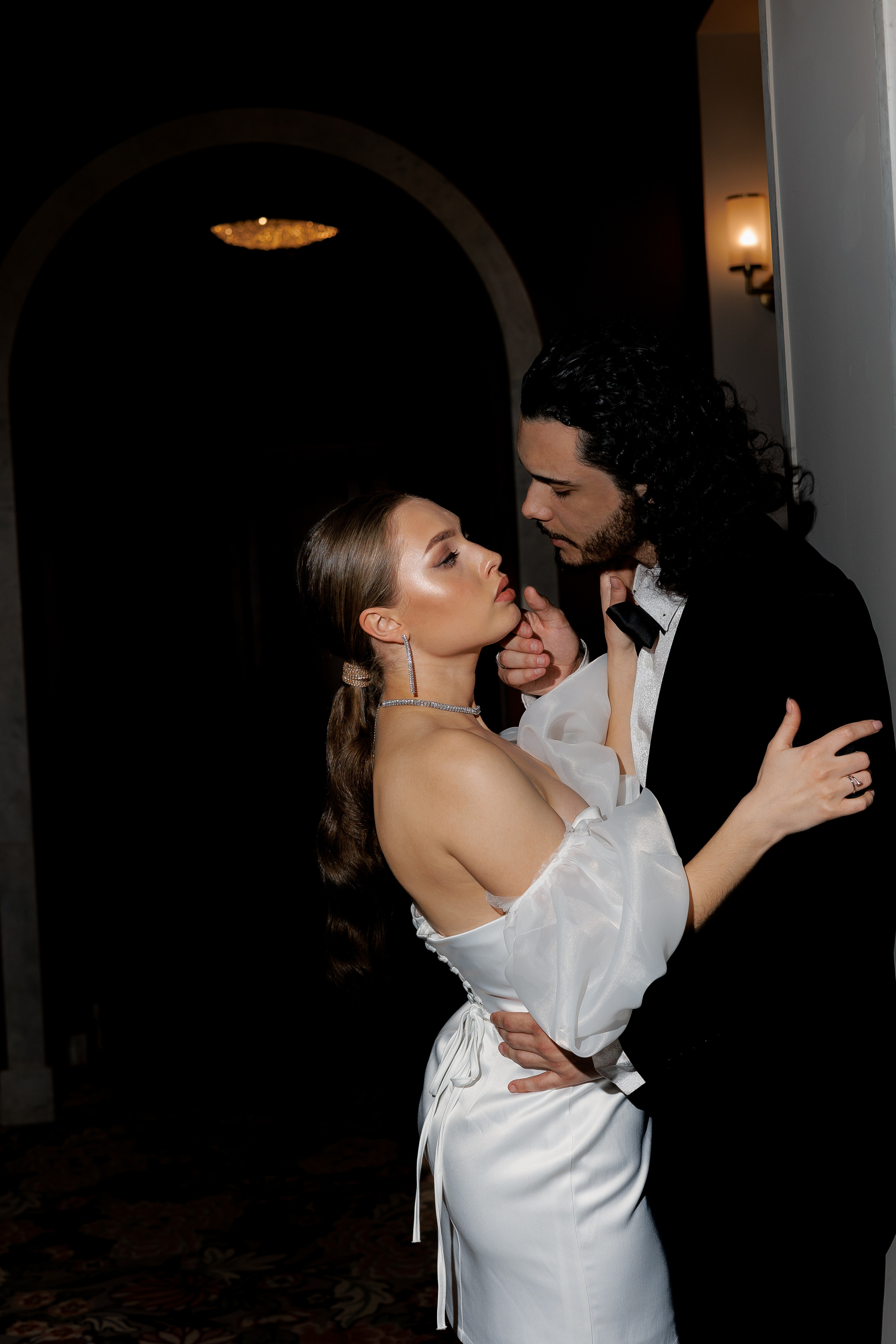 Стильная фотосессия в отеле Рахманинов. Свадебный фотограф в Крыму и Севастополе — Белов Виталий