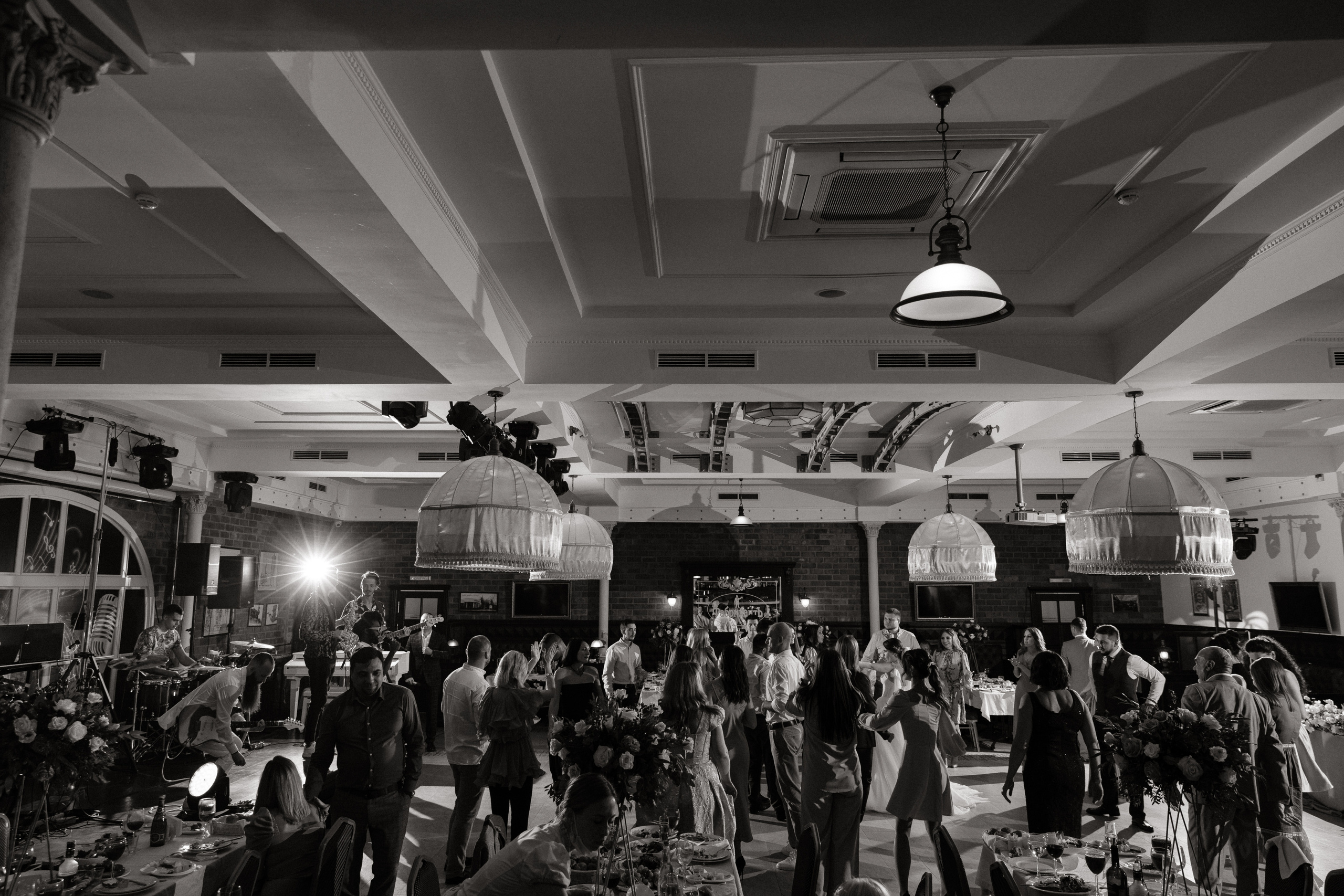 Свадебный банкет в Фабриканте Симферополь. Свадебный фотограф в Крыму и Севастополе — Белов Виталий