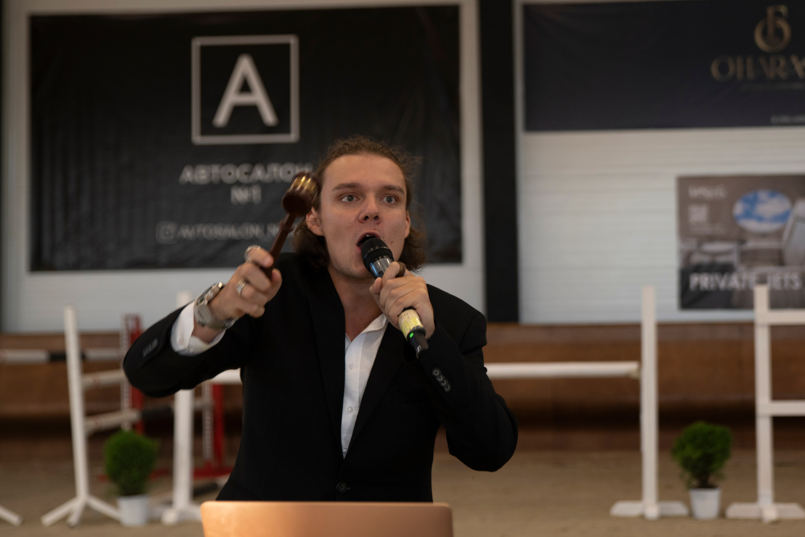 Аукцион. Фотограф Москва Софа Ревчук