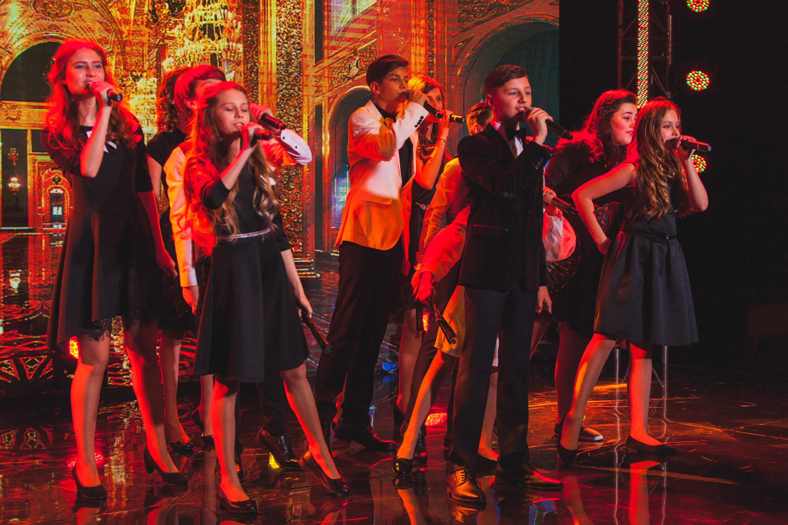 О2ТВ группа СТРАНА. Видеооператор/Фотограф Николай Завьялов