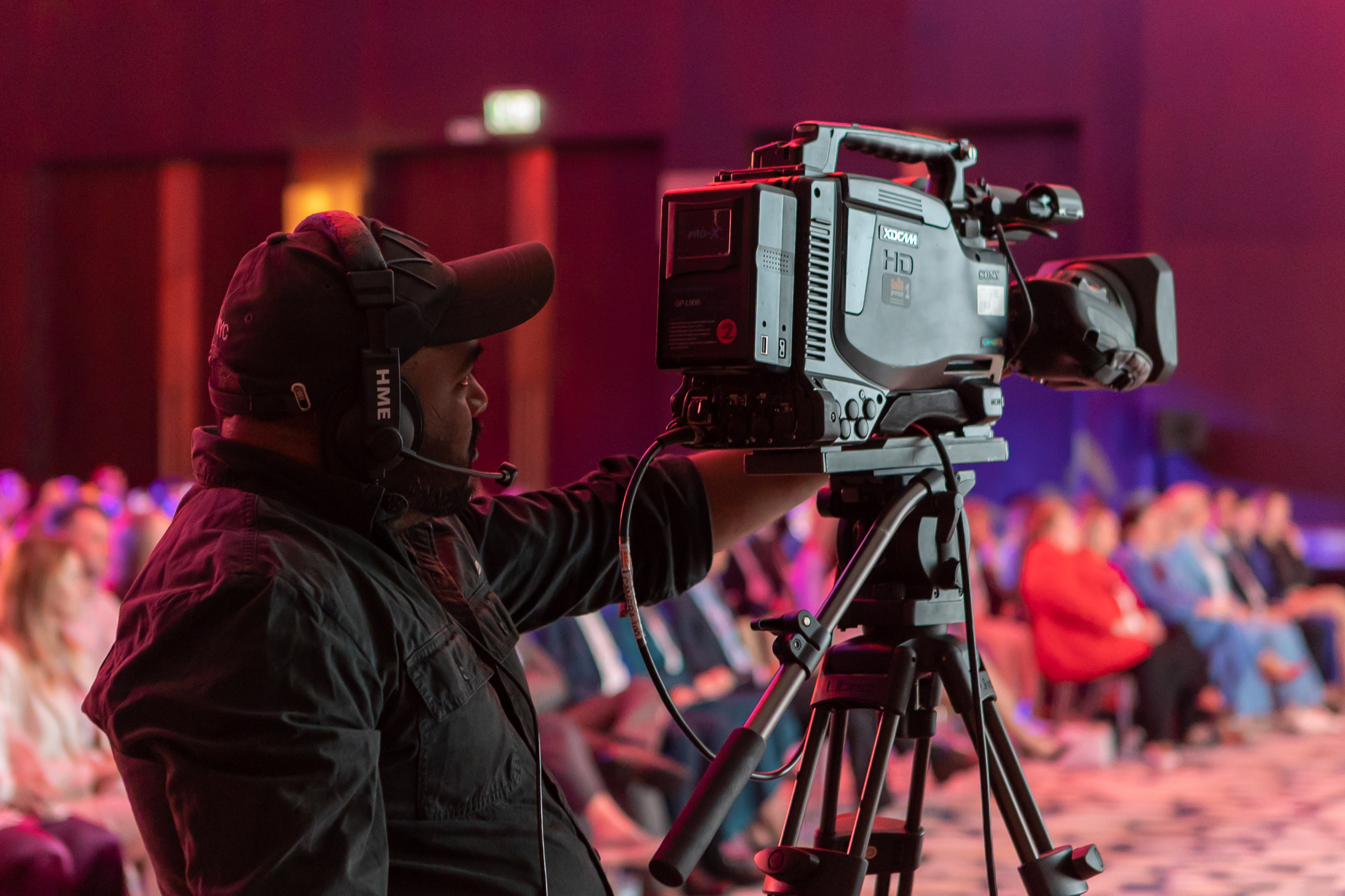 Abu-Dhabi | NA VOLNE Backstage. Фотограф Юлия Назарова