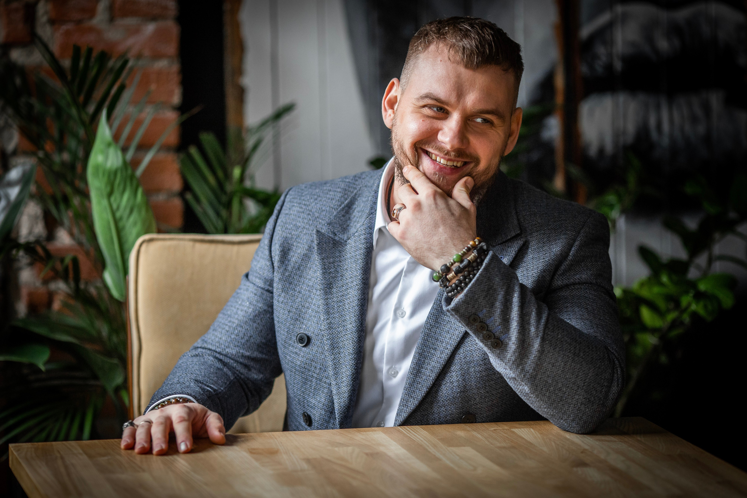 Фотосессия для бизнеса, контент для соцсетей, фото сотрудников. Свадебная, репортажная и бизнес съёмка в Ростове-на-Дону