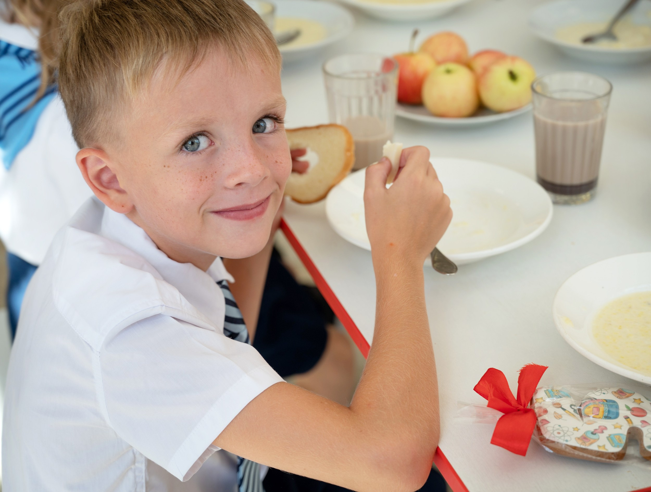 Первый раз в первый класс. Фотографирую счастливых людей в Сочи