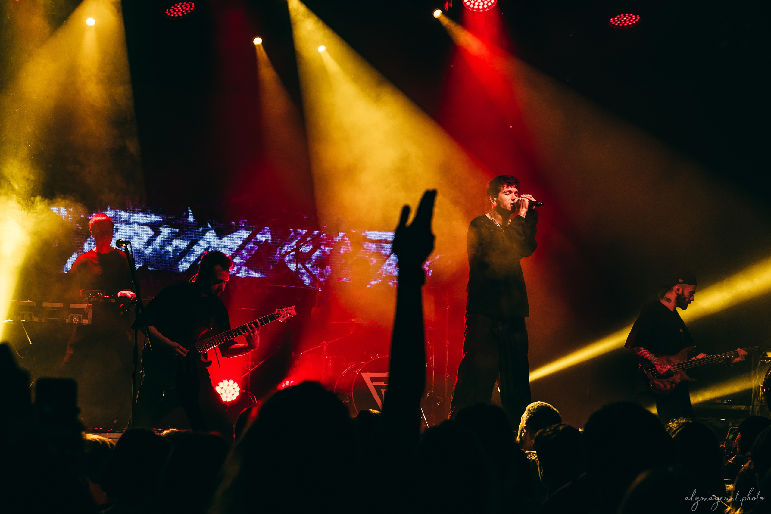 Таймсквер, фоторепортаж, СПБ, Космонавт, 14.11.2025. Алена Адрианова: фотограф в Санкт-Петербурге