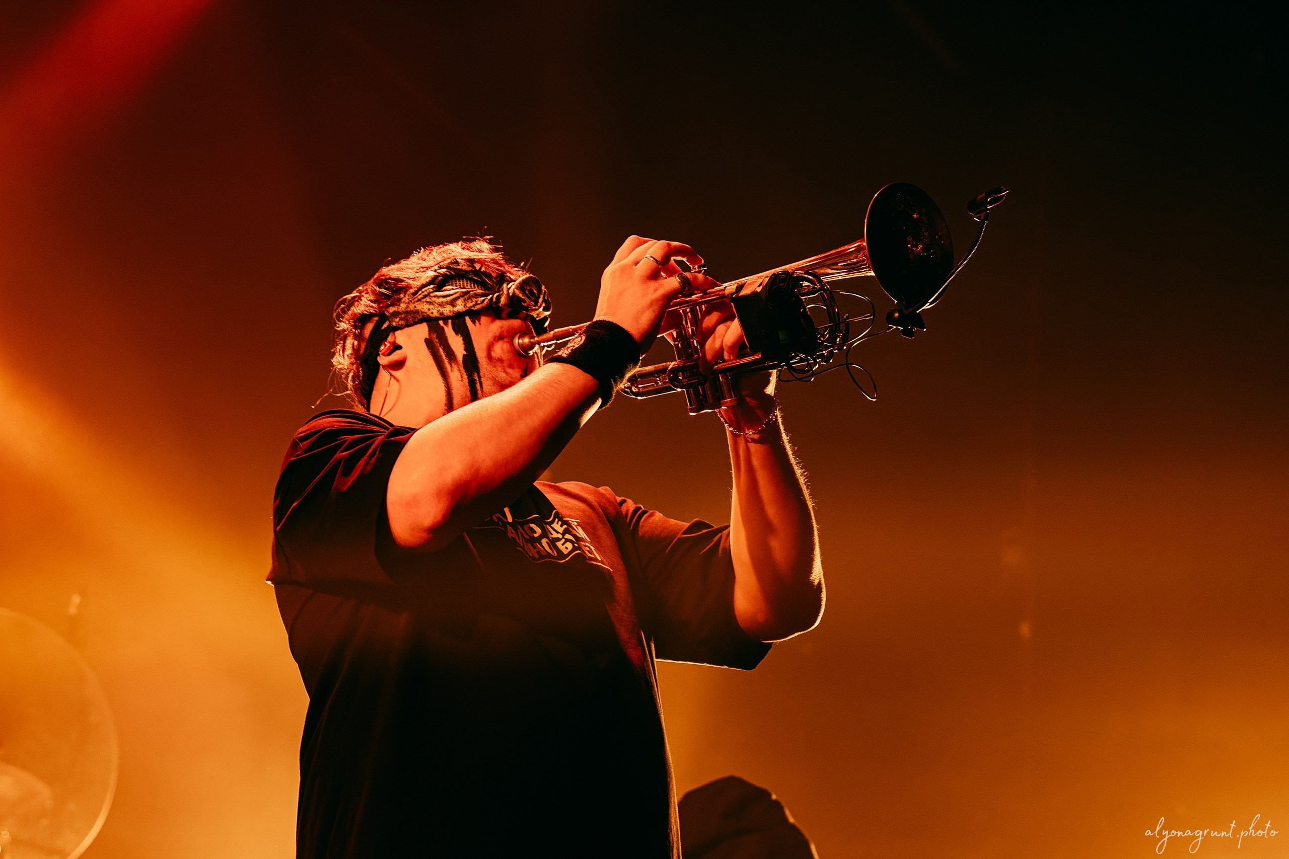 Пневмослон, фоторепортаж СПб, A2,17.10.2025. Алена Адрианова: фотограф в Санкт-Петербурге