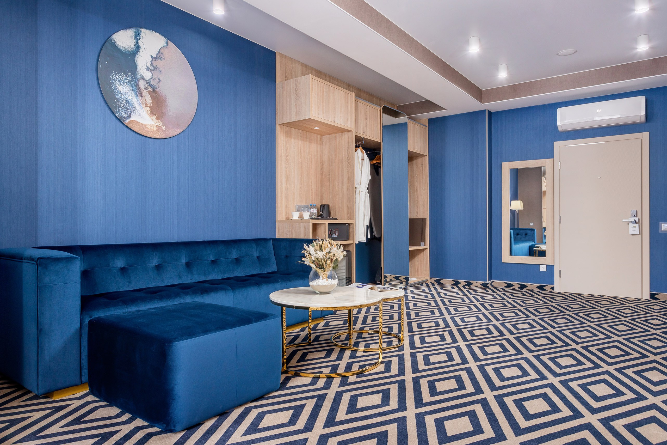 Hotels. Interior photographer Vitalii in Portland and Vancouver