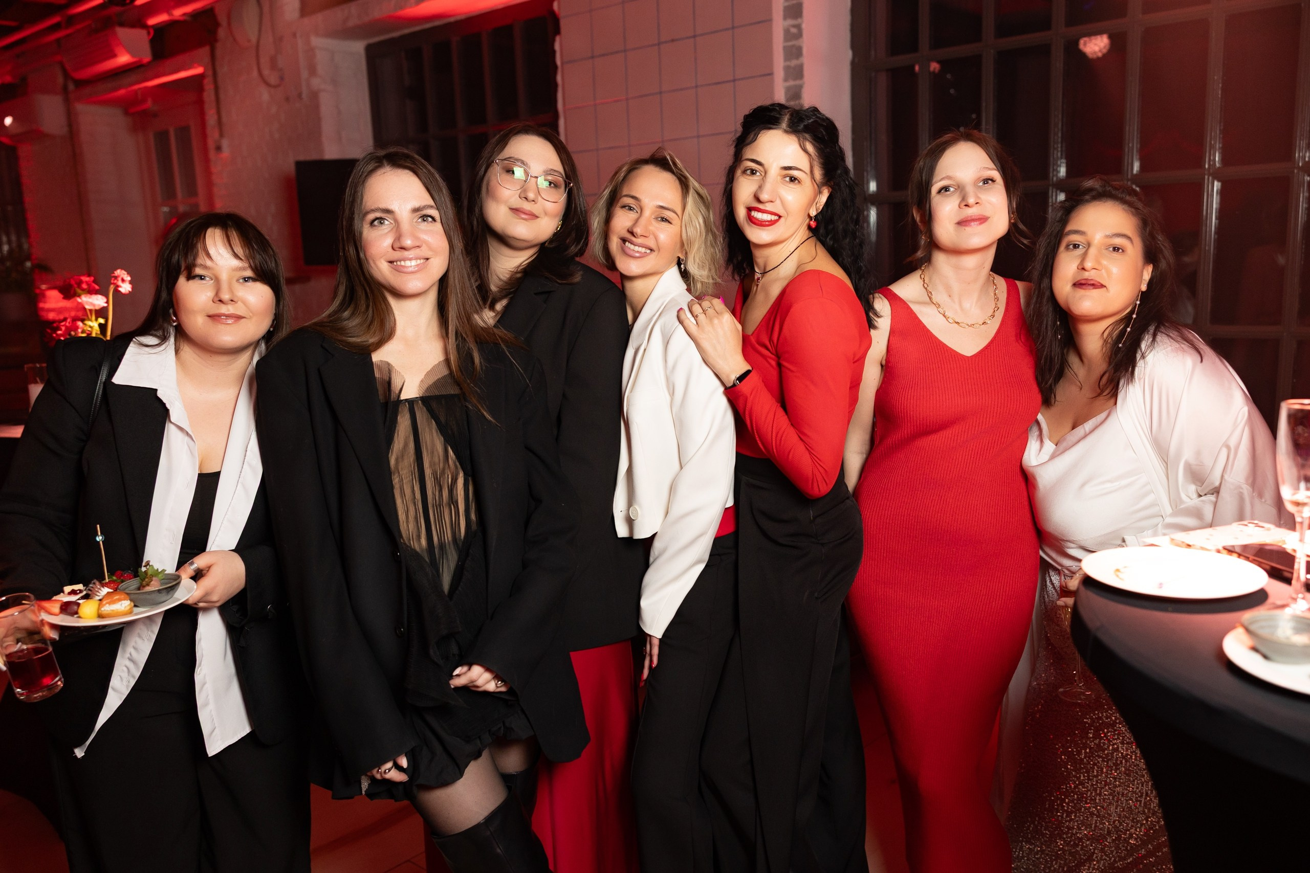 ALENA BURLOVA «МОЖНО ВСЕ». ARSENY TIMOSHENKO PHOTOGRAPHER