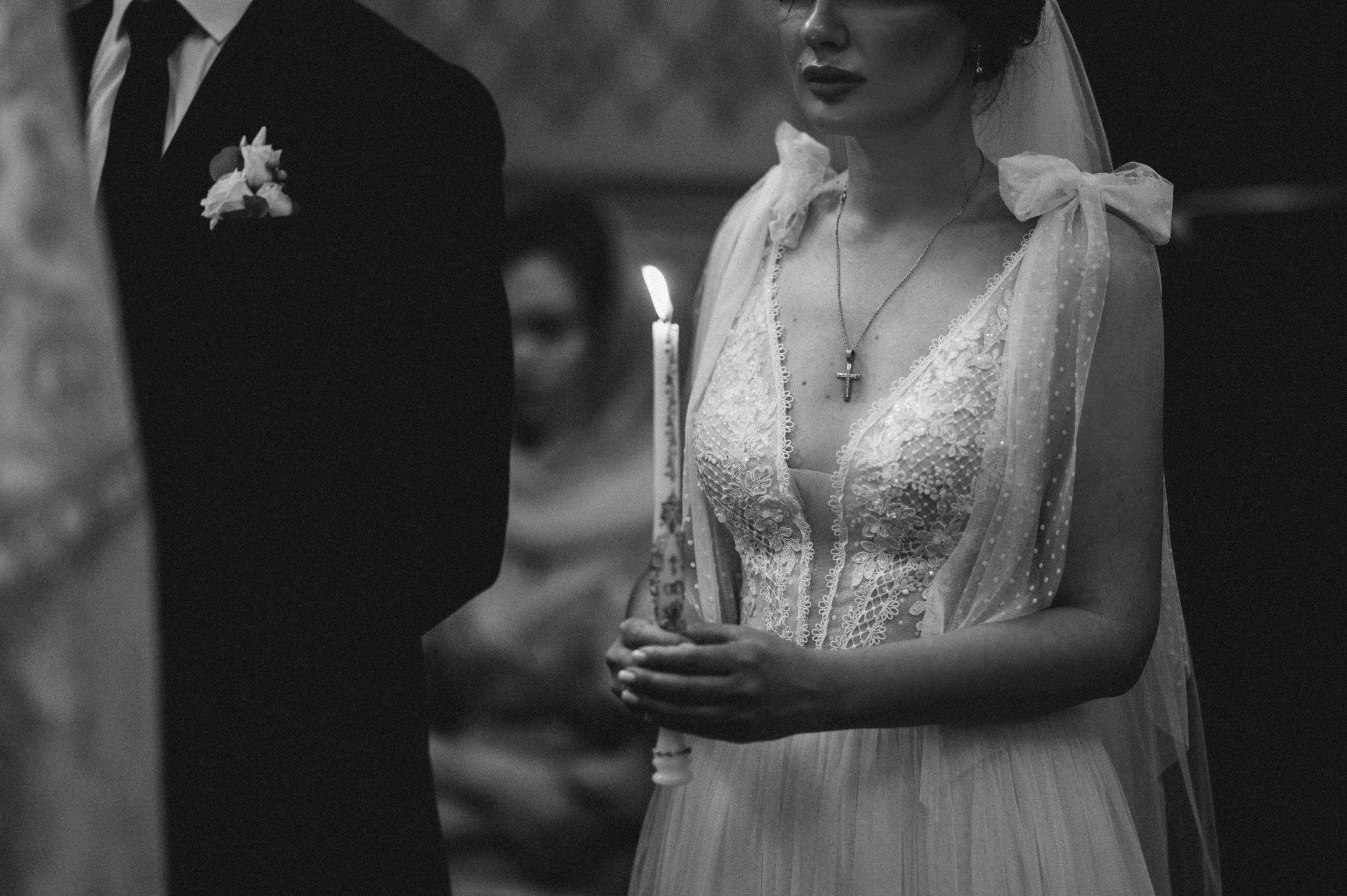 Свадьба с венчанием в Щелково. Прогулка в Гребнево, ресторан Кинза, отель Премиум. Свадебный и семейный фотограф Виктория Носачёва. Щелково, Москва и МО