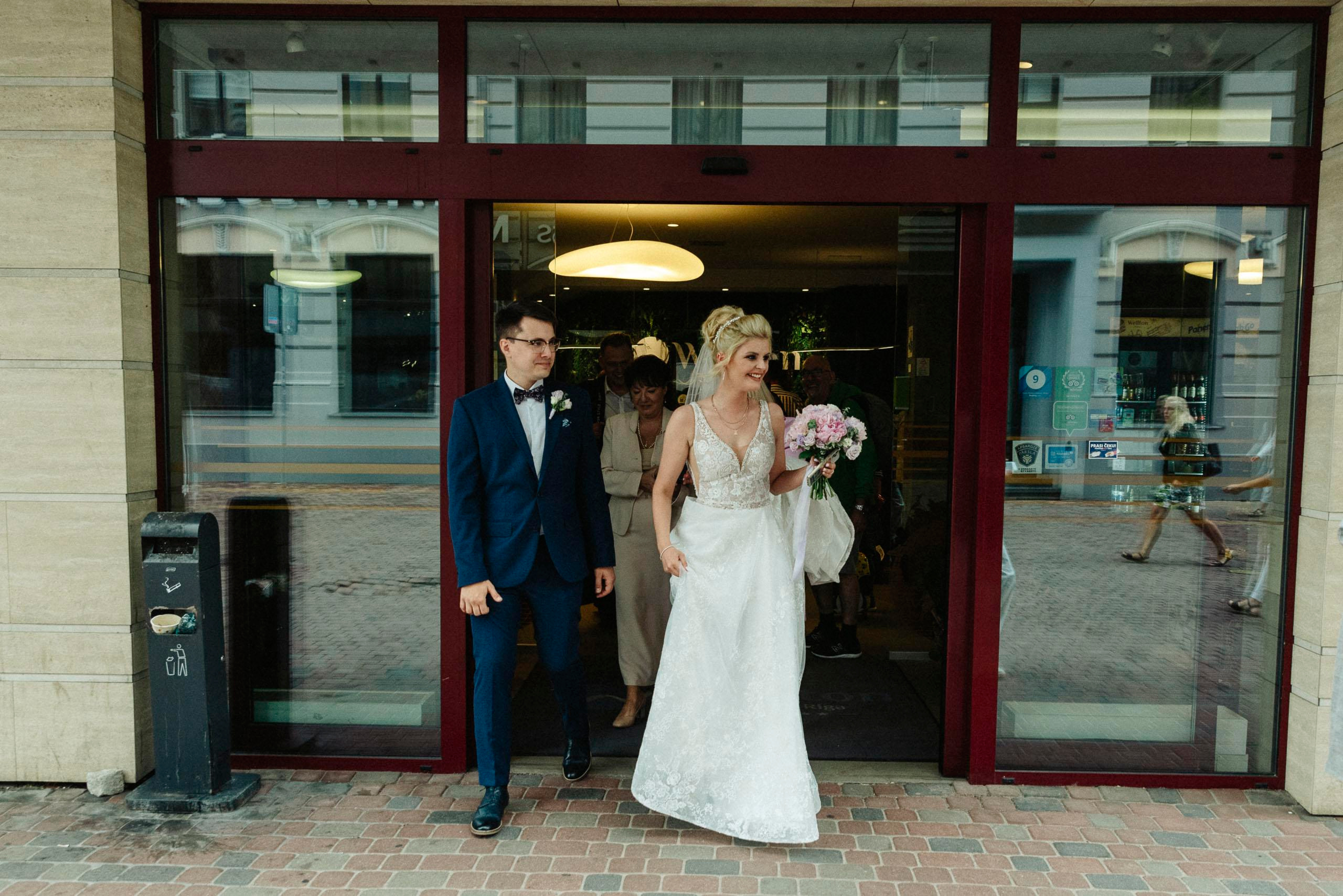 Свадебная серия фотографий со свадьбы Санты & Никиты