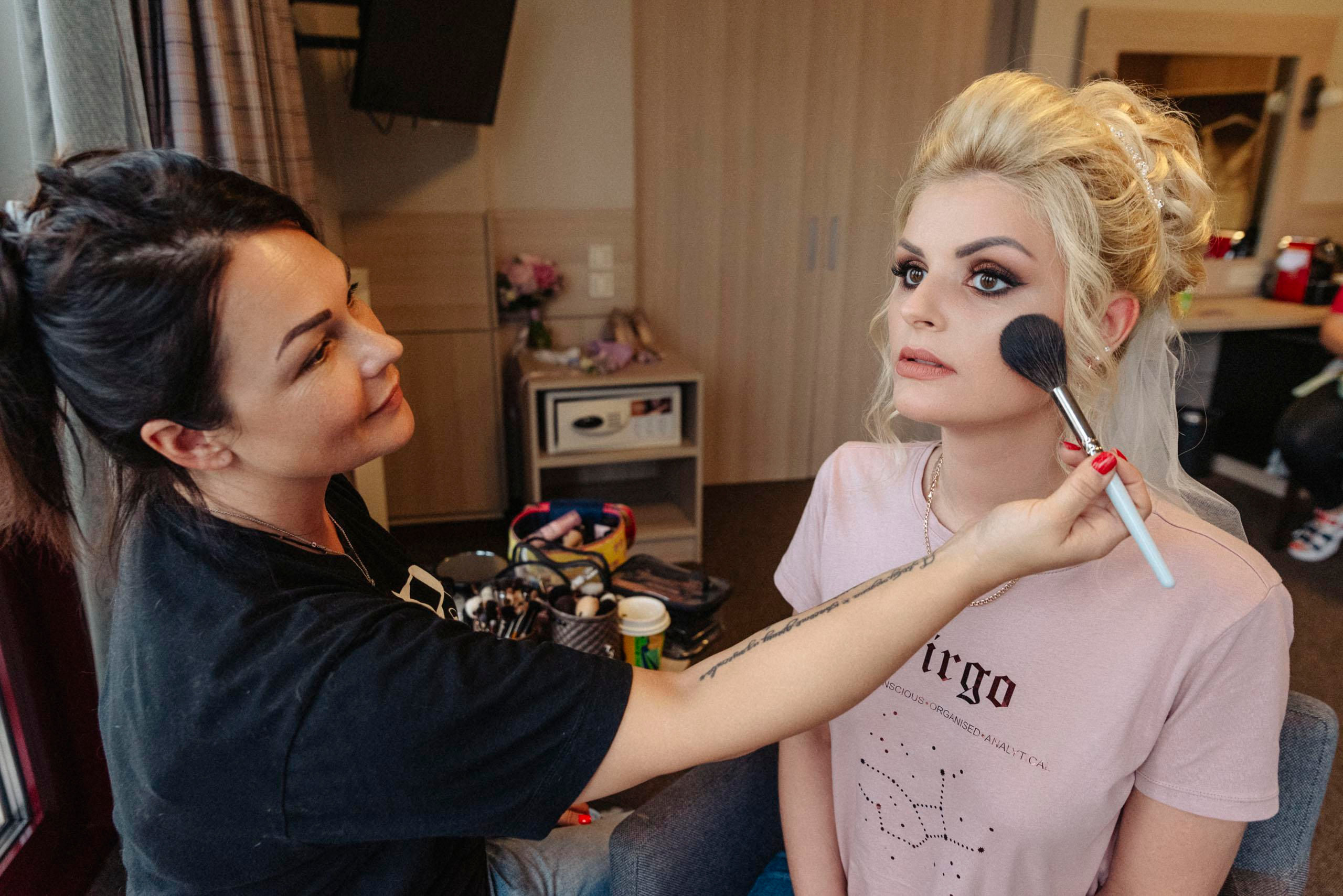 Свадебная серия фотографий со свадьбы Санты & Никиты