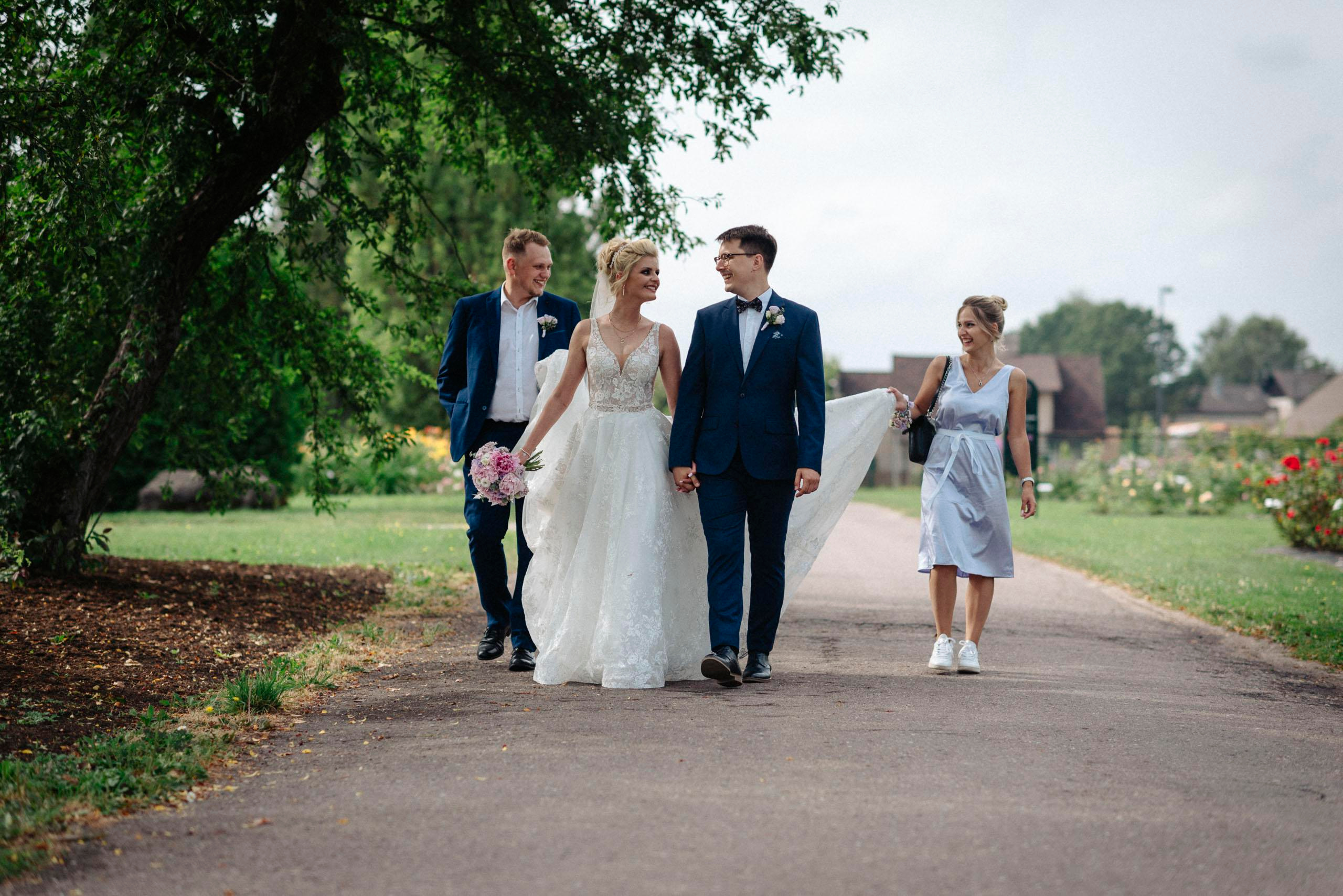 Свадебная серия фотографий со свадьбы Санты & Никиты