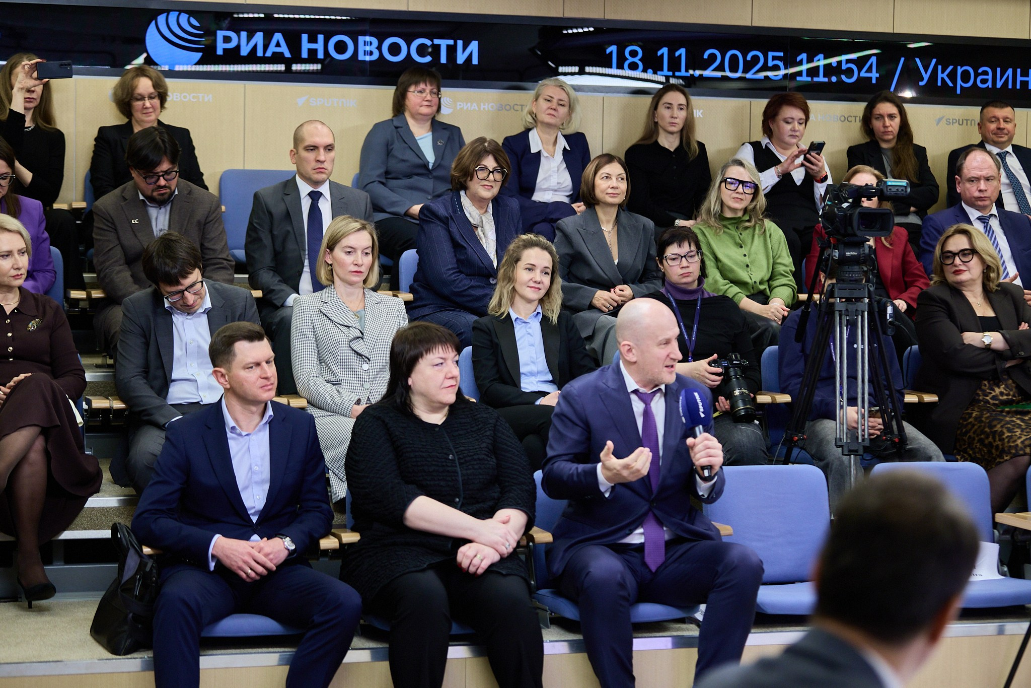 РИА Новости «Итоги отраслевого конкурса GXP-Профи 2025». Режиссёр, клипмейкер, фотограф — Андрей Охота