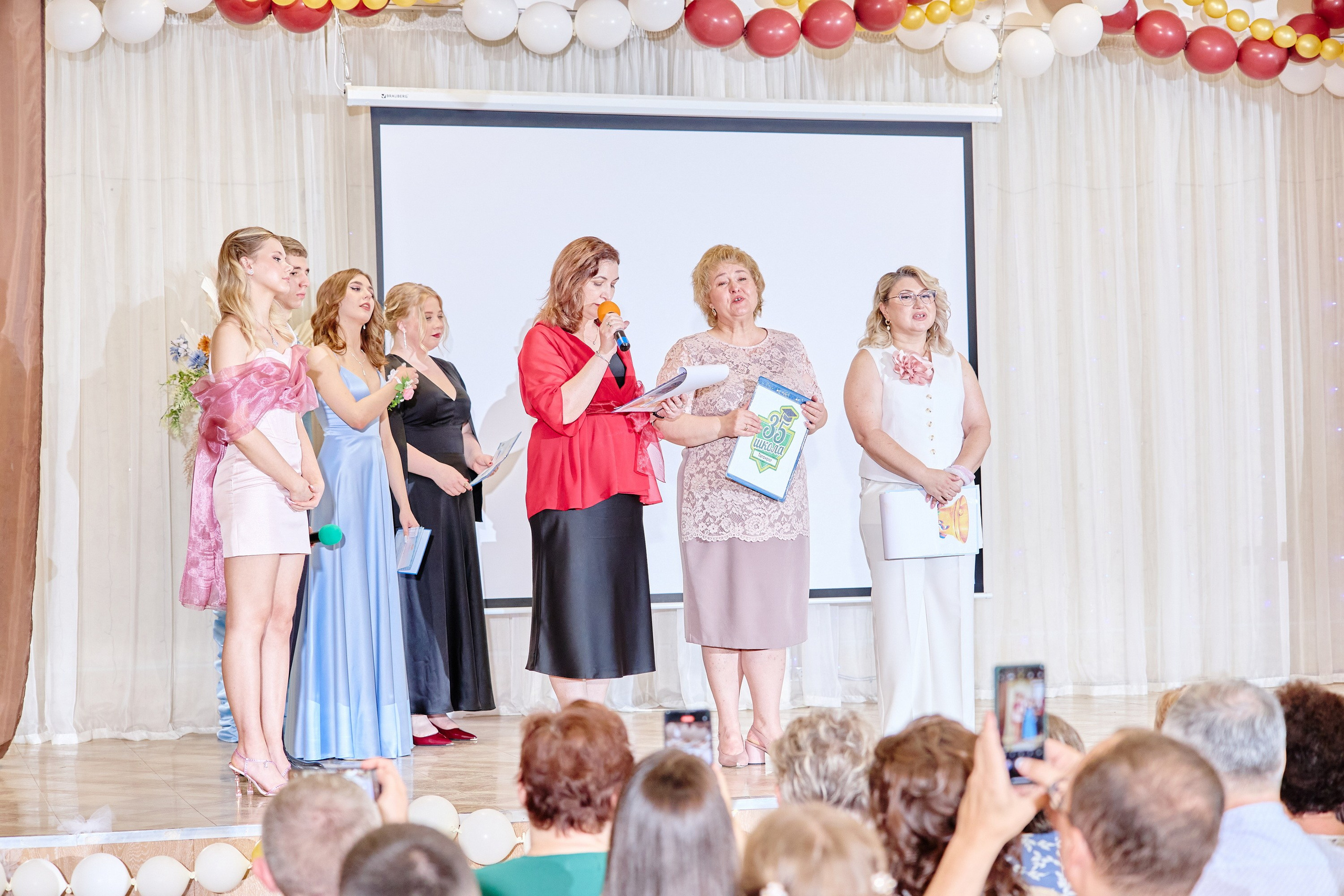 Выпускной 35 Сош. Фотограф Выпускные альбомы Таганрог Сергей Коробченко