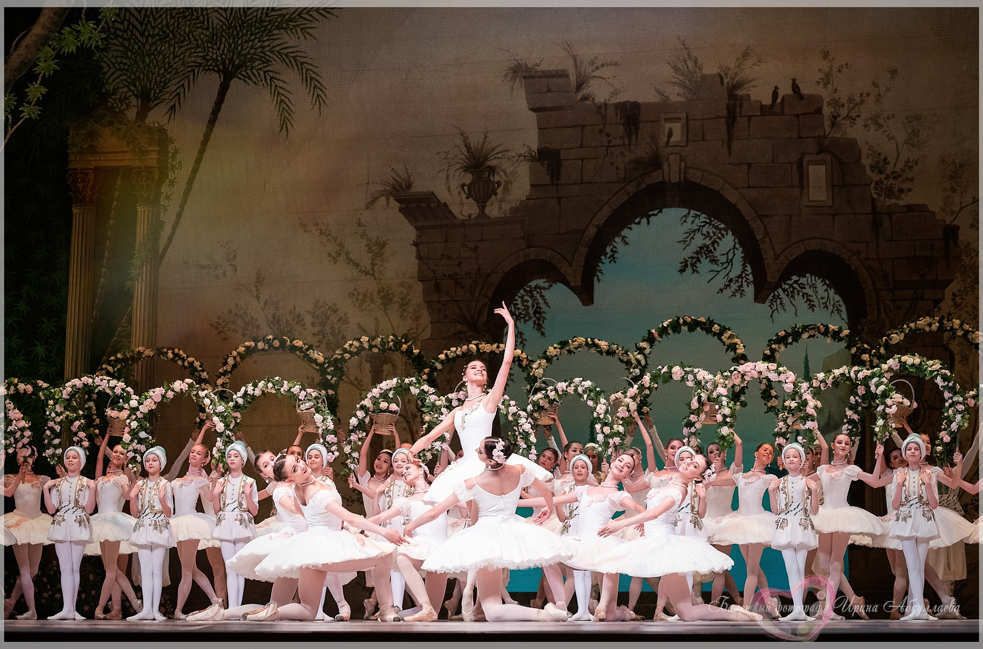 К 285-летию основанию Академии русского балета им. А.Я.Вагановой