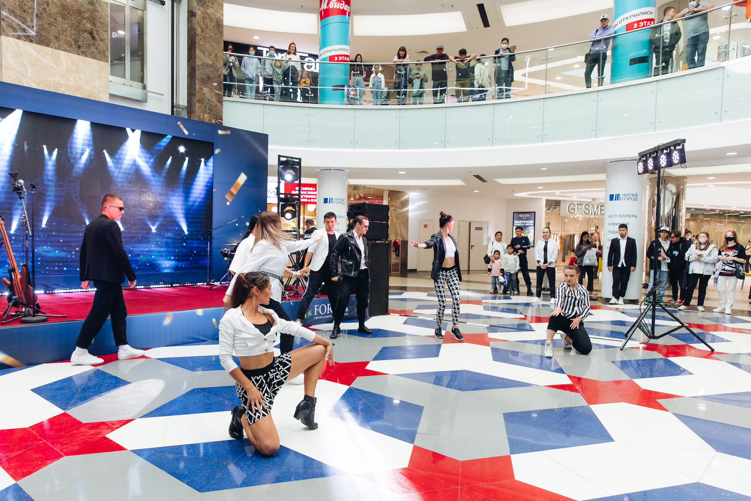 5 лет ТЦ Форум. Свадебный и семейный фотограф в Улан-Удэ