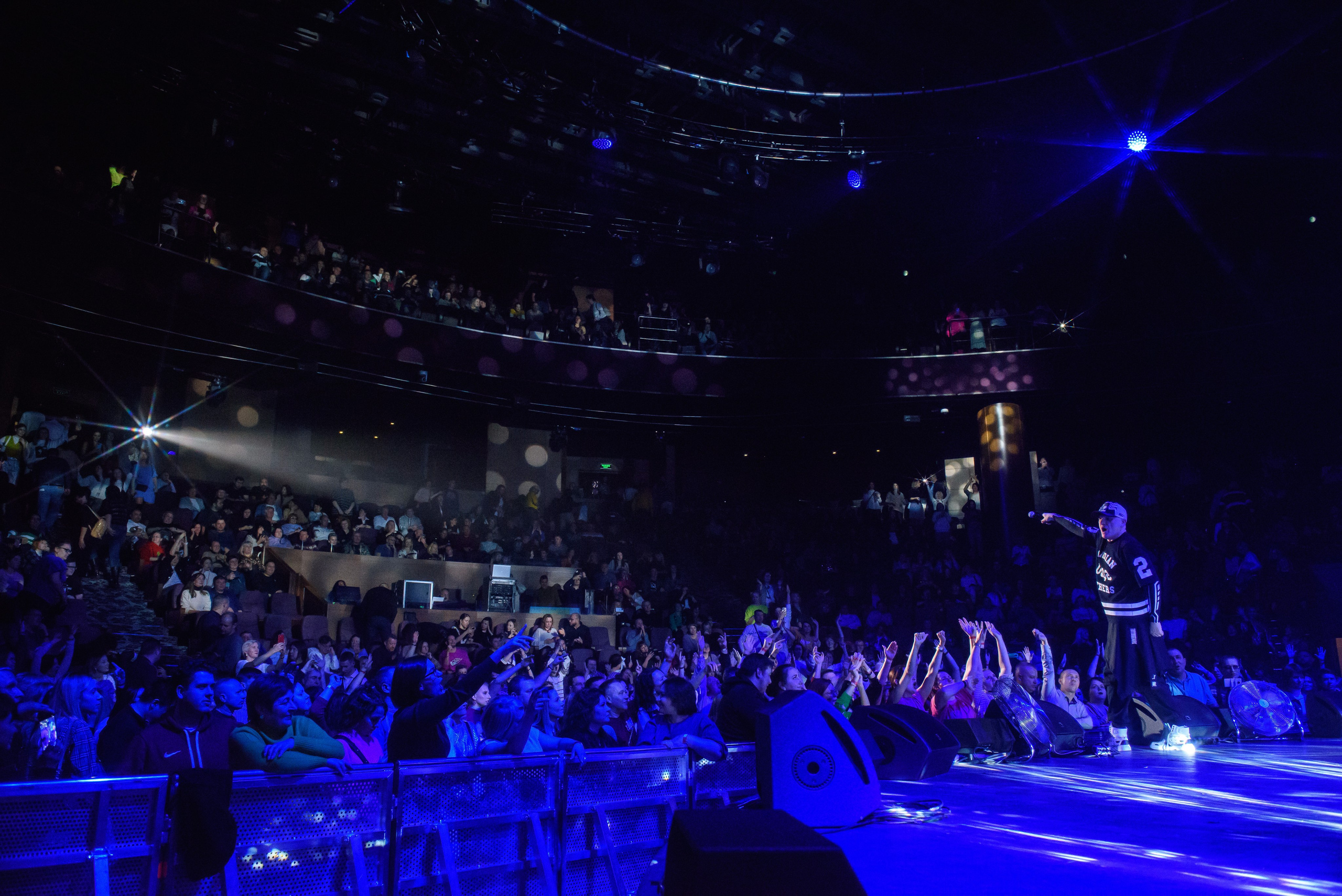 «КАР-МЭН» — «Имена на все времена», Вегас Сити Холл. Бренд-фотограф для экспертов и блогеров в Москве Влада Горбовская