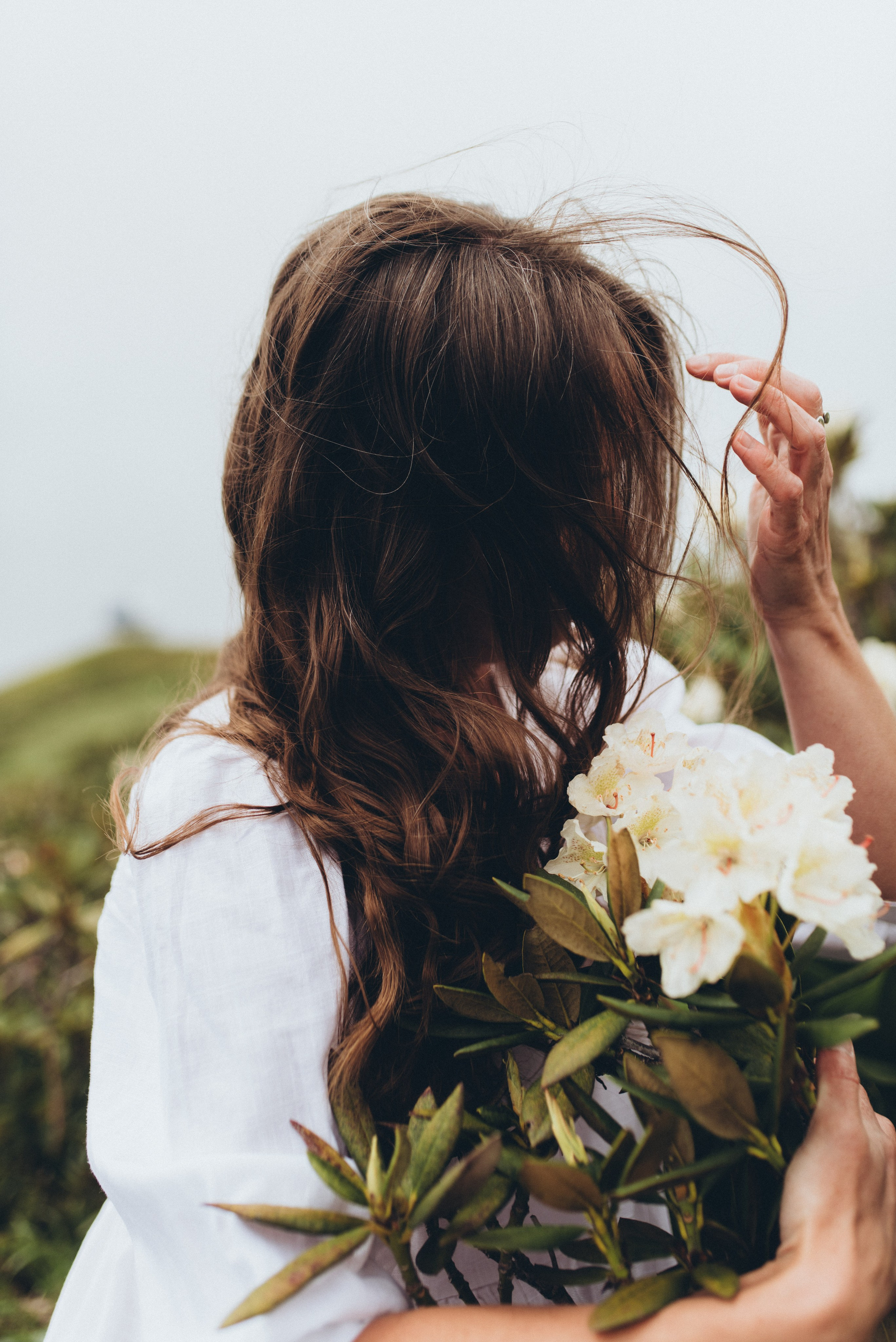 Фотосессия в горах Красной поляна Сочи цветение рододендрона. Фотограф в Сочи — Маргарита Поганова