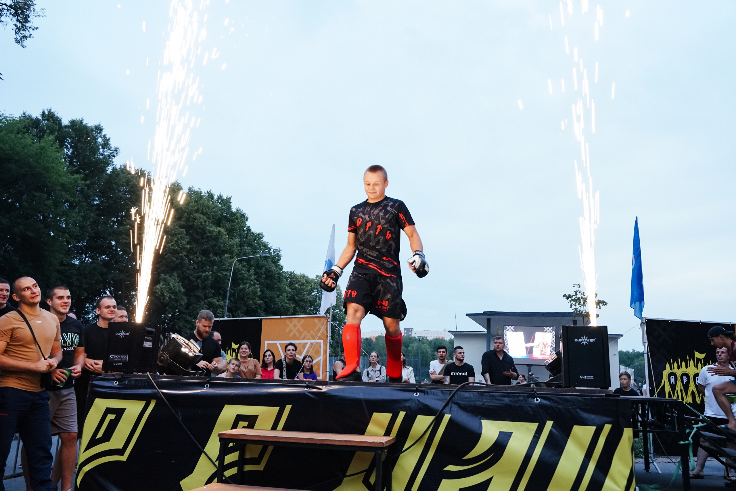 Вечер боев в ЦПКиО. Фотограф Надежда Погребняк | Рязань | Москва