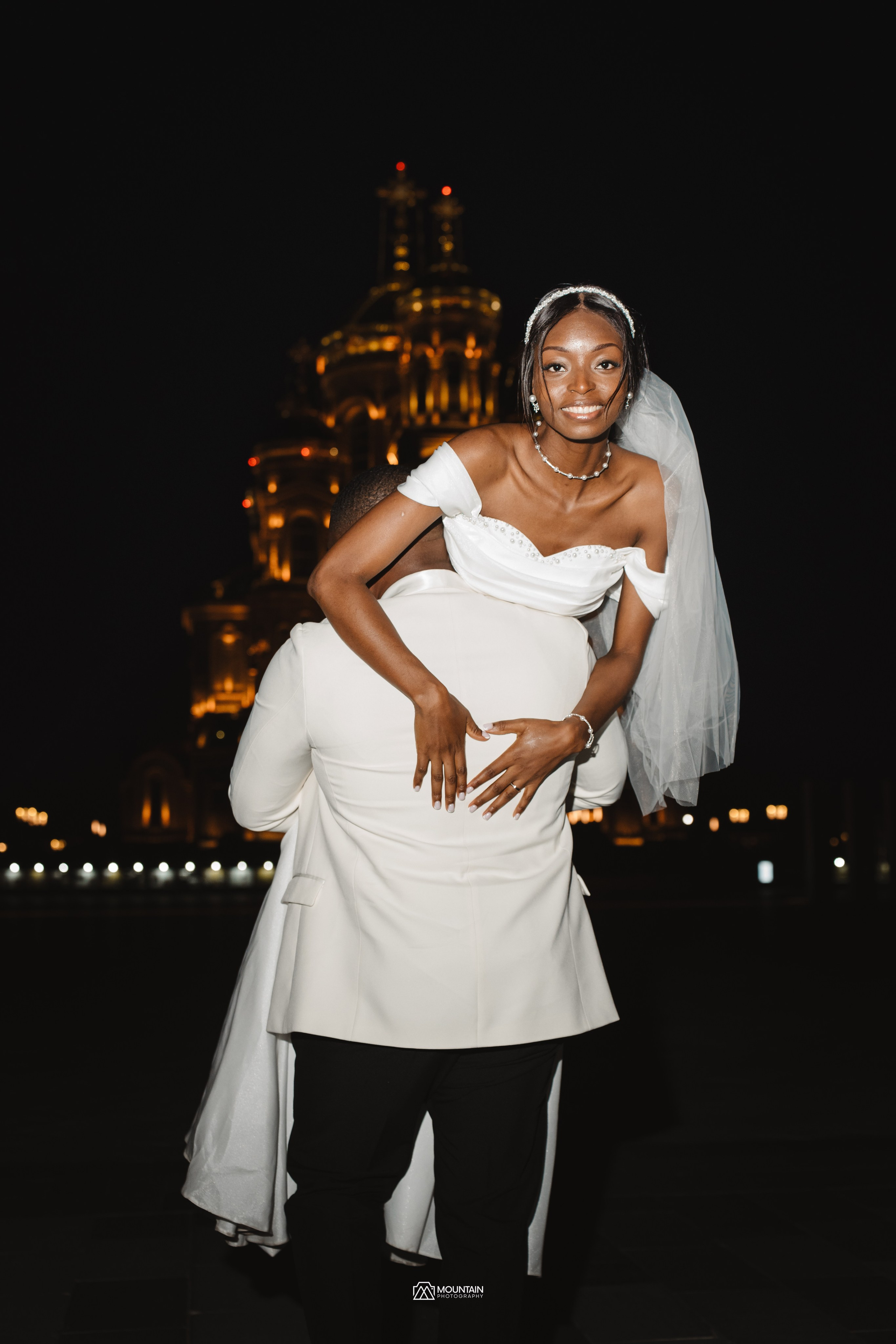 Bernise & Daniel. Photographer based in moscow Peter Tchana