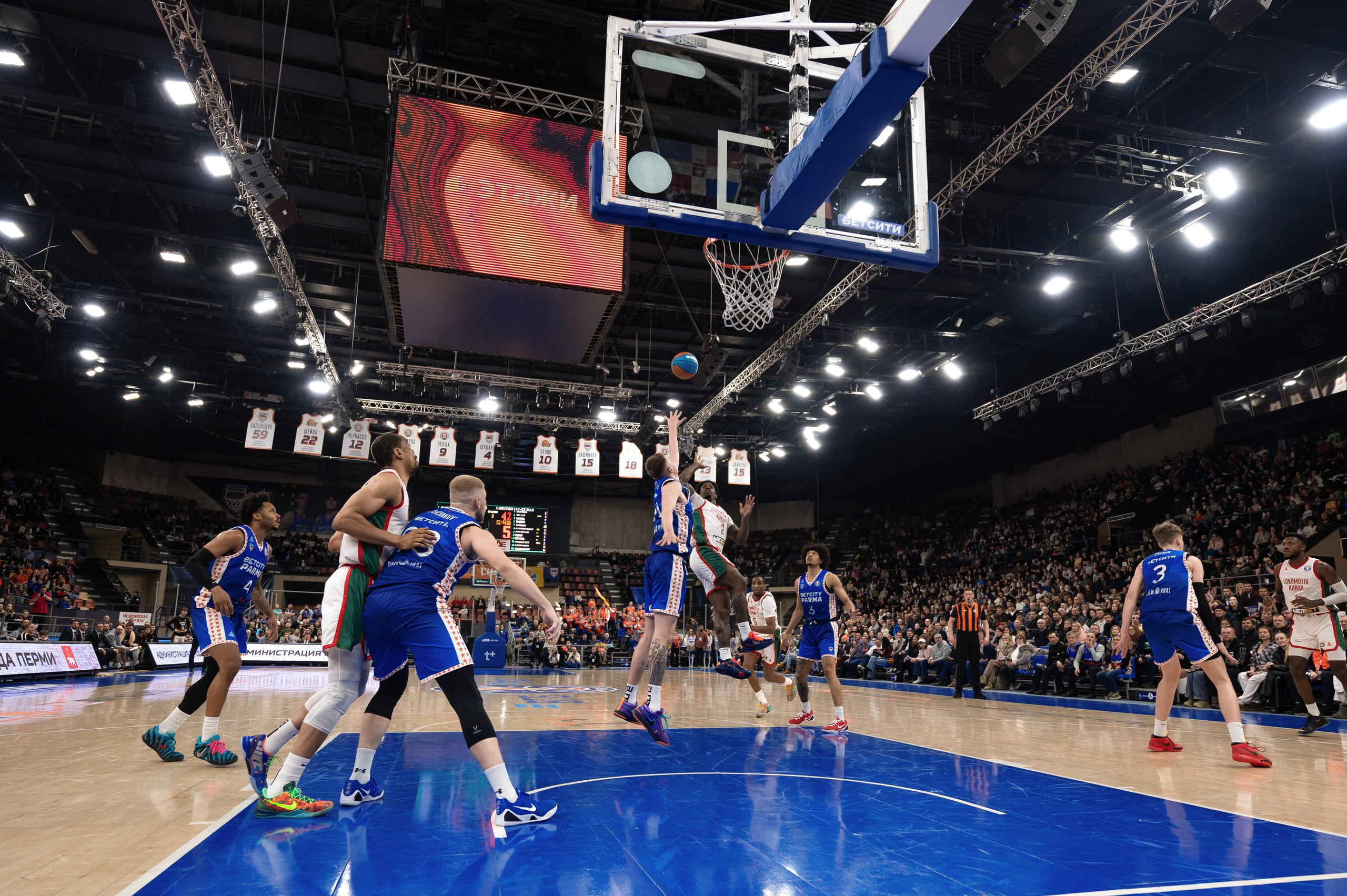БЕТСИТИ ПАРМА — Локомотив-Кубань. Репортажный фотограф