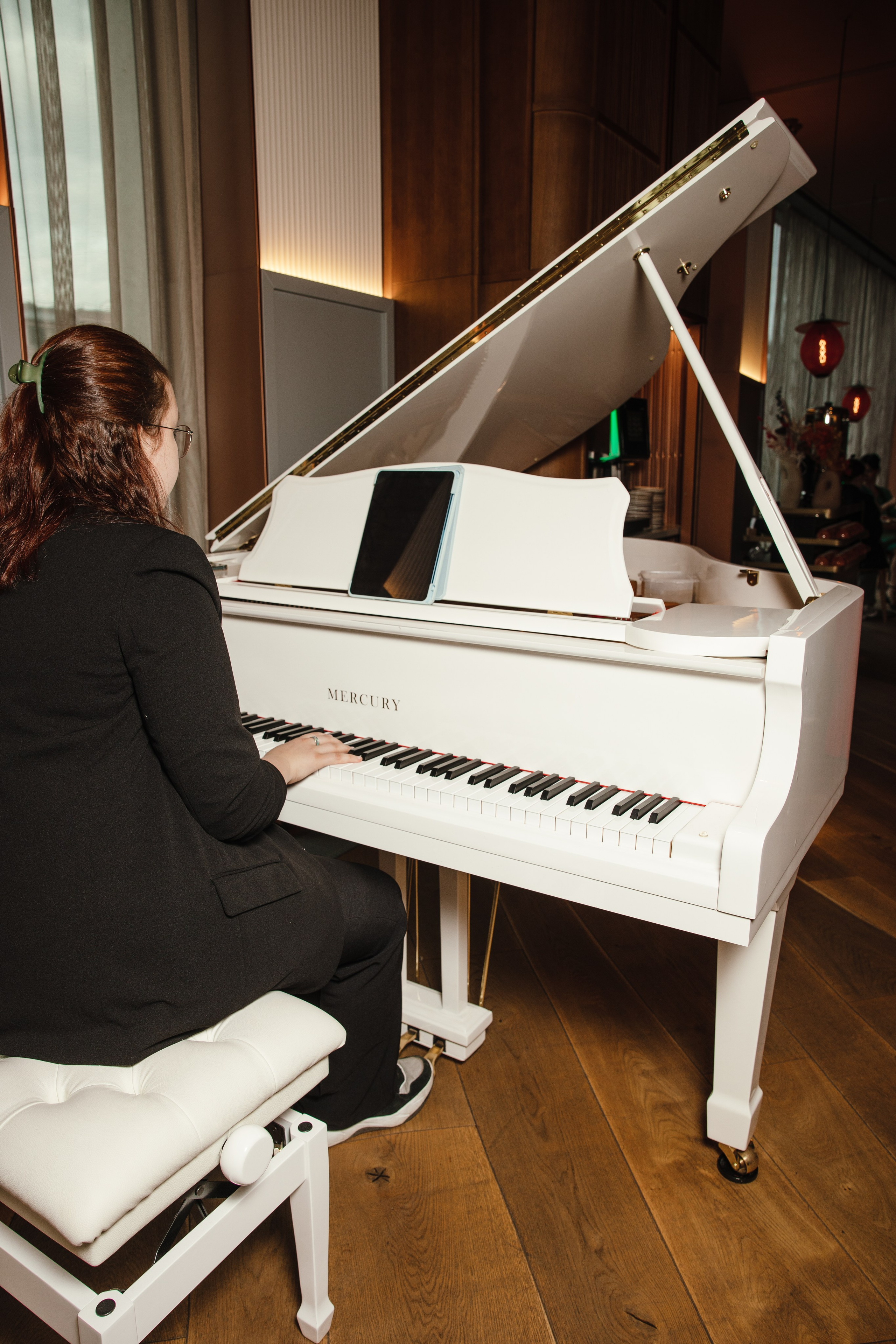 Презентация Russian Fashion Dom в ресторане Shagal. Контент фотограф в Москве и области Елена Кулакова