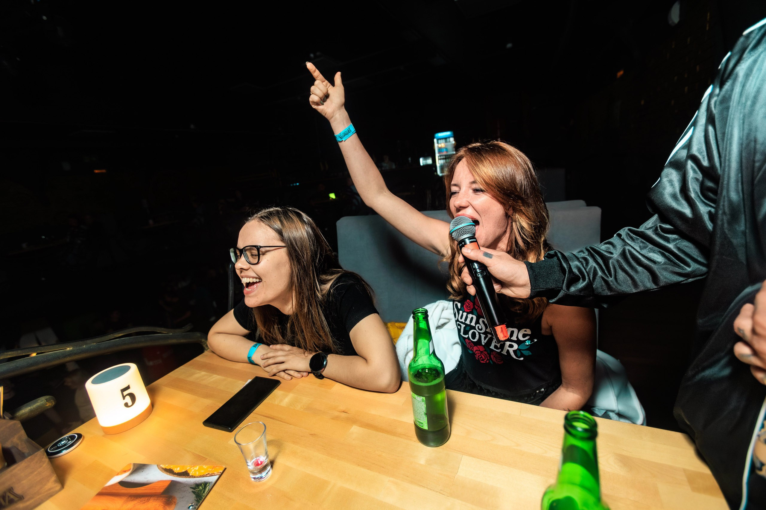 30.08.25 Олдскулы. Репортажный фотограф Екатеринбург | Яркий, качественный репортаж | Концерты, клубы, репортаж, праздники, корпоративы