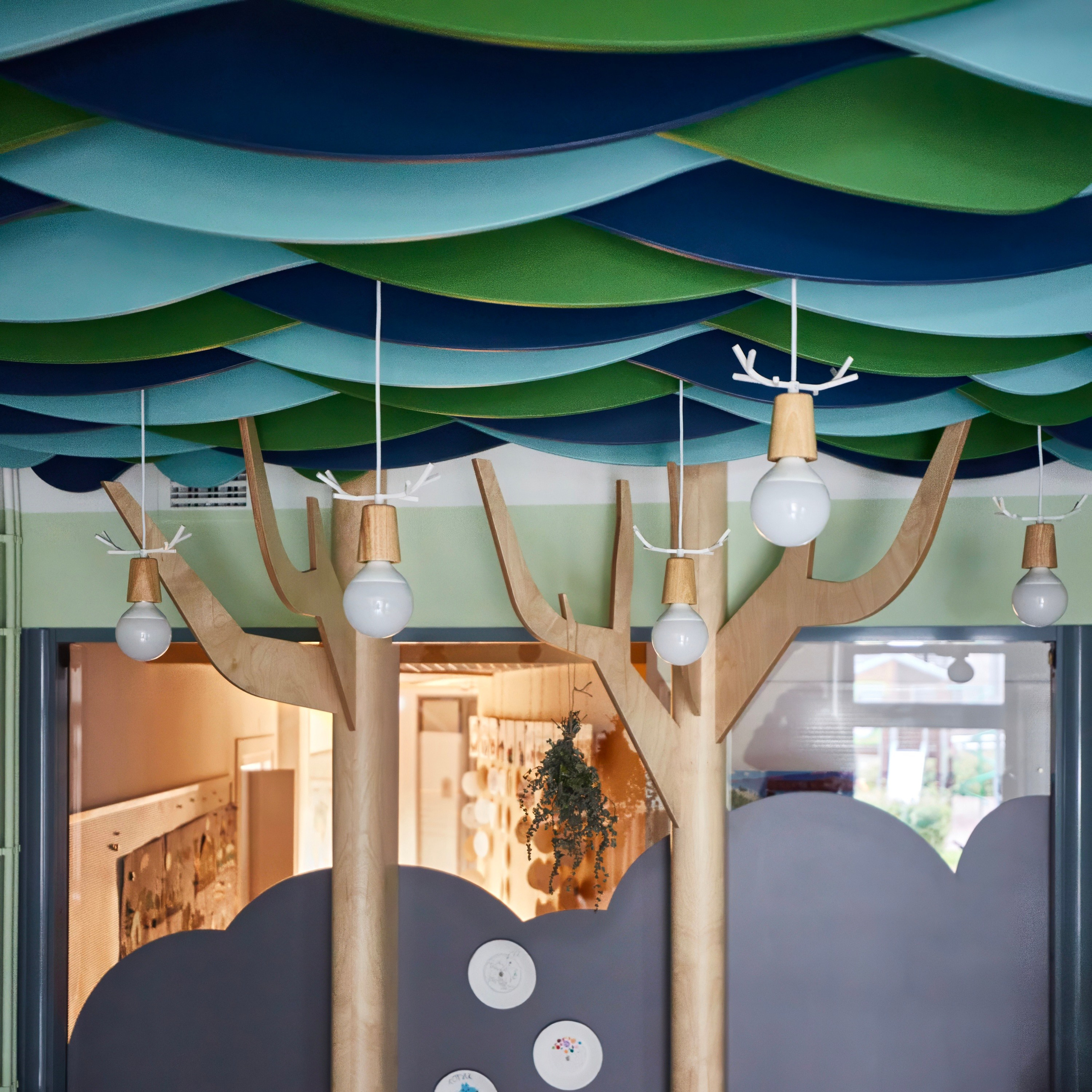 YA. Семейное бюро Малицких