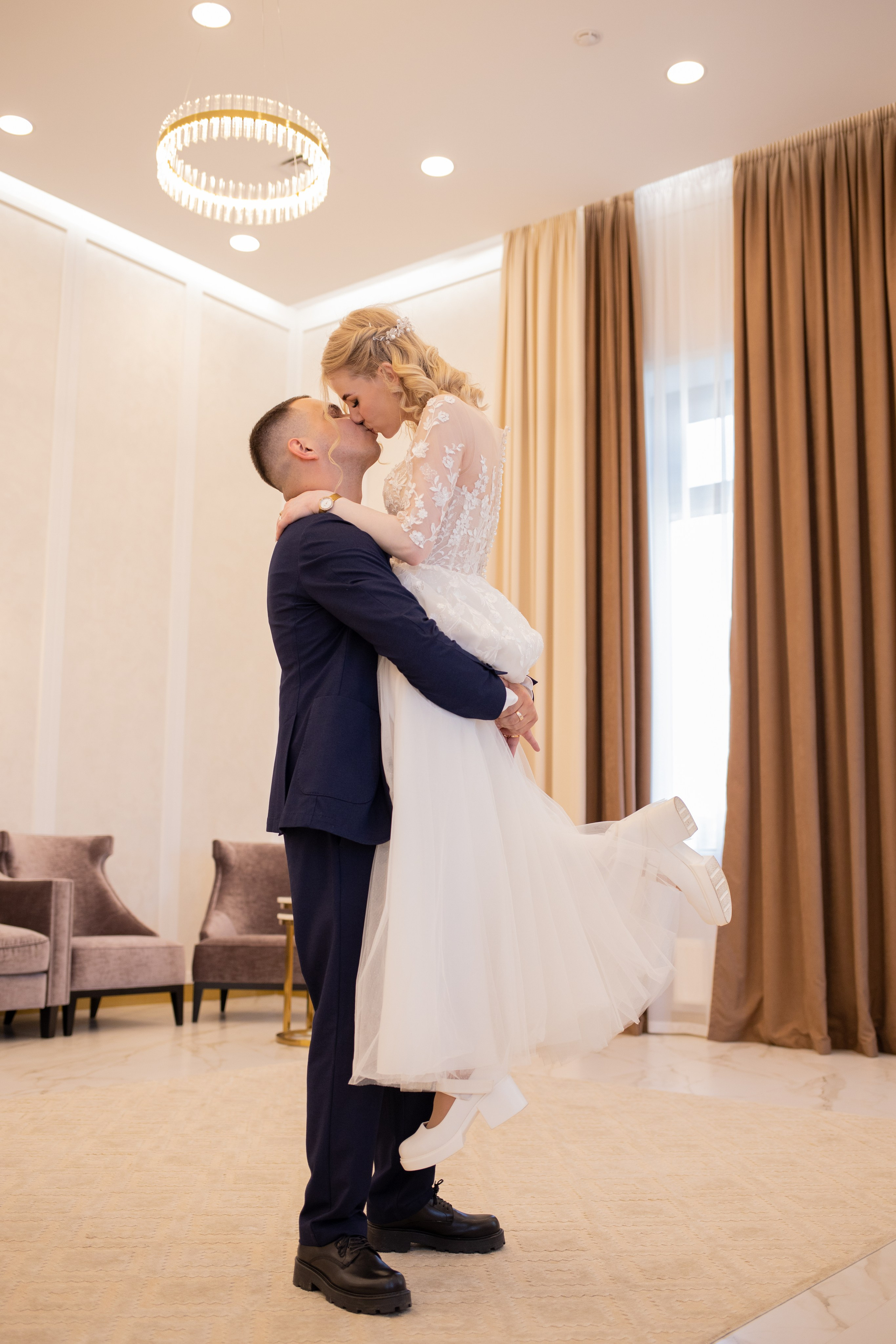 Руслан и Анастасия. Главная