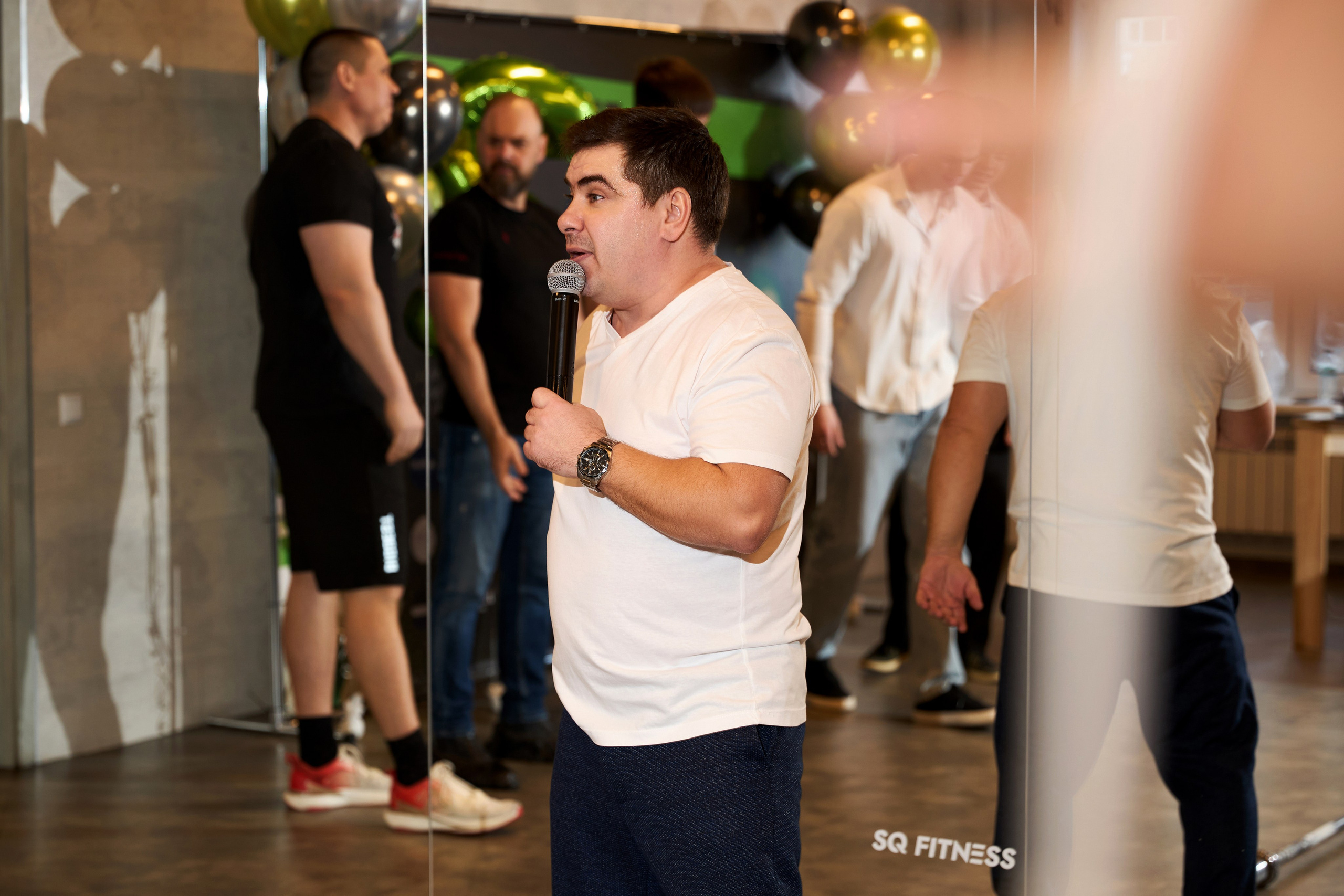 SQ — ФИТНЕС. 2 ГОДА. Фотограф Липецк. Фотограф в Липецке Татьяна Минаева. Портретный фотограф Липецк. Свадебный фотограф Липецк. Бизнес фотограф Липецк