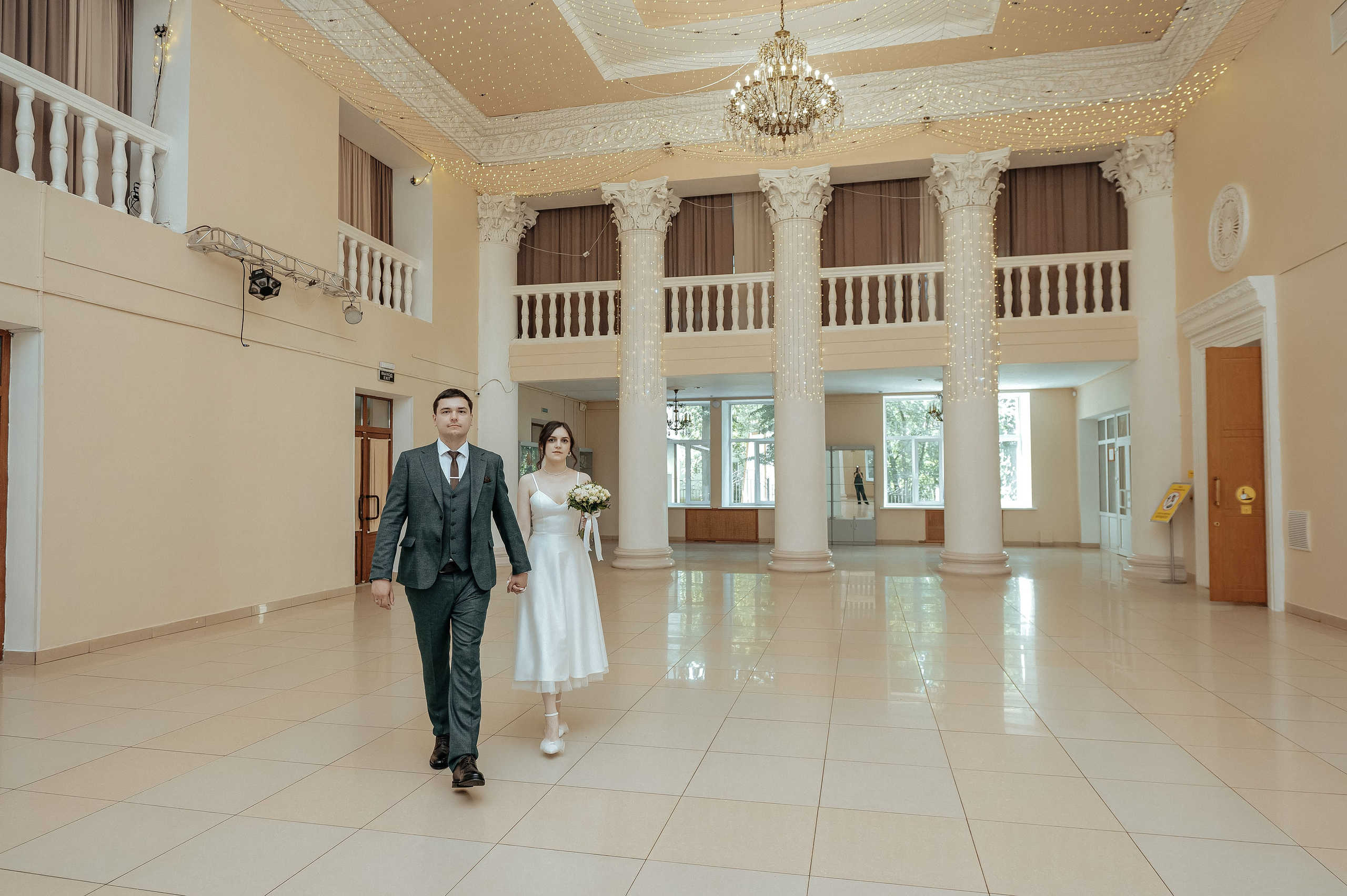 Вот и ЦДК Щелково открыли для свадебной регистрации, а прогулялись мы в Усадьбе Гребнево. Свадебный и семейный фотограф Виктория Носачёва. Щелково, Москва и МО
