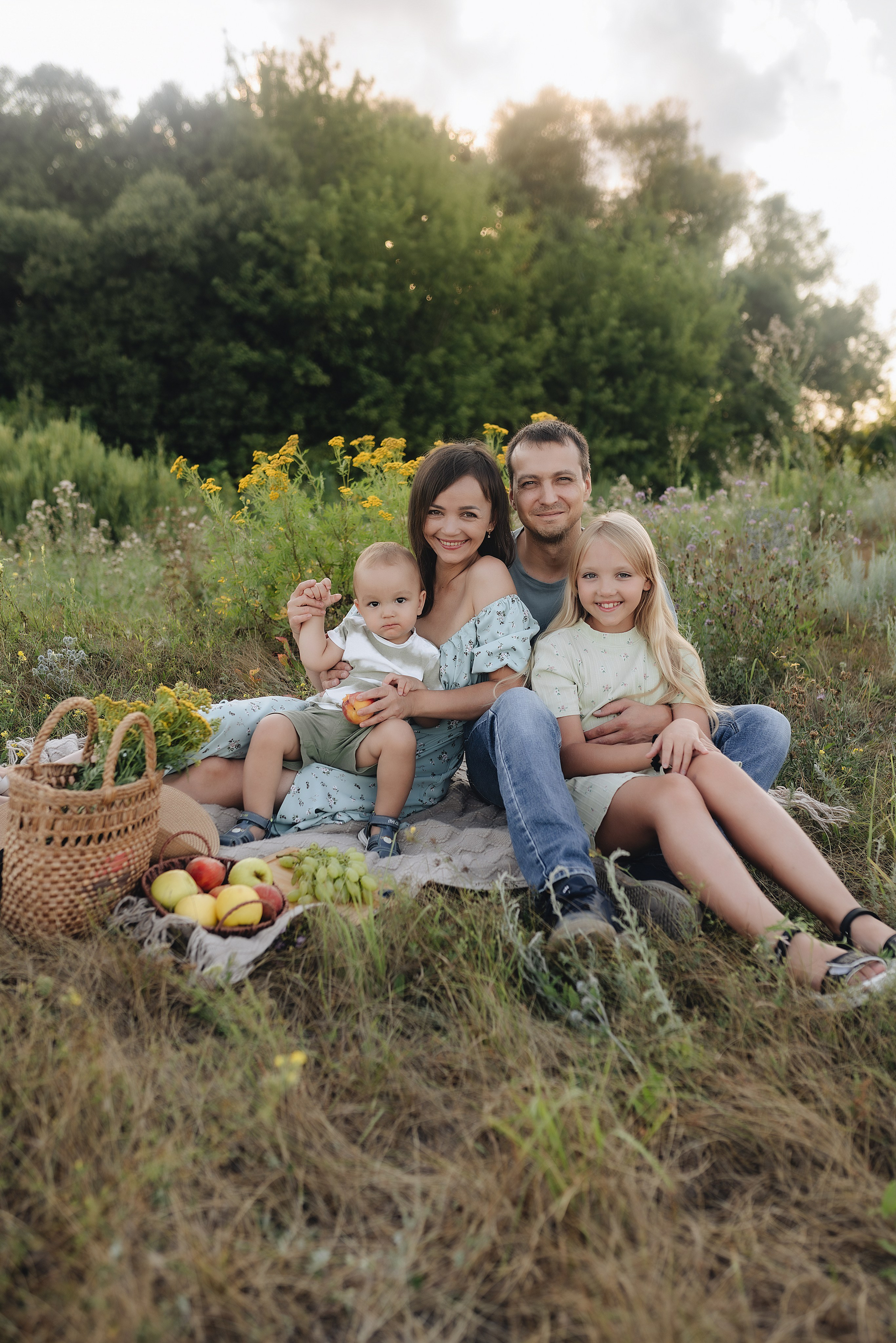 Семейная съемка на закате. Фотограф Карина Шмулёва. Воронеж и область
