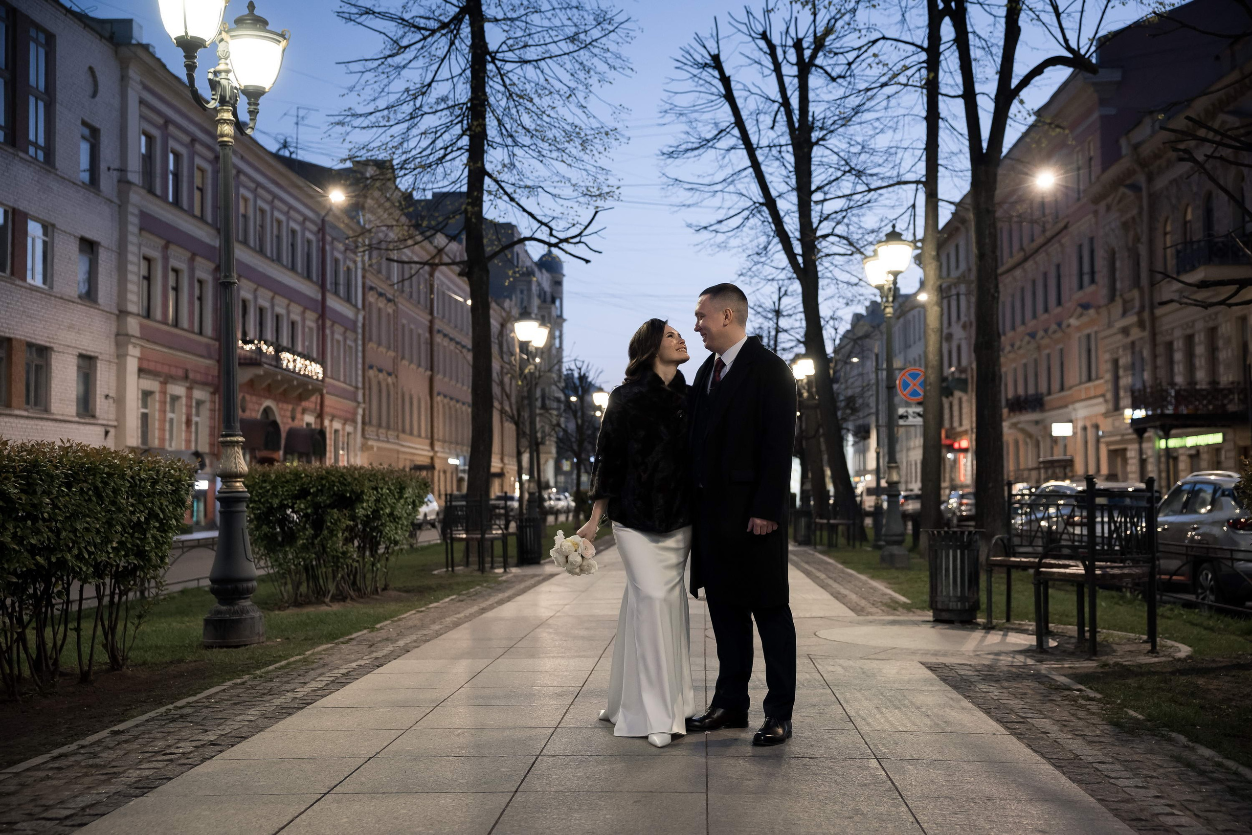 Свадебная фотосессия на Фурштатской. Свадебный фотограф Игорь Брундасов 8PHOTO на свадьбу венчание загс СПб